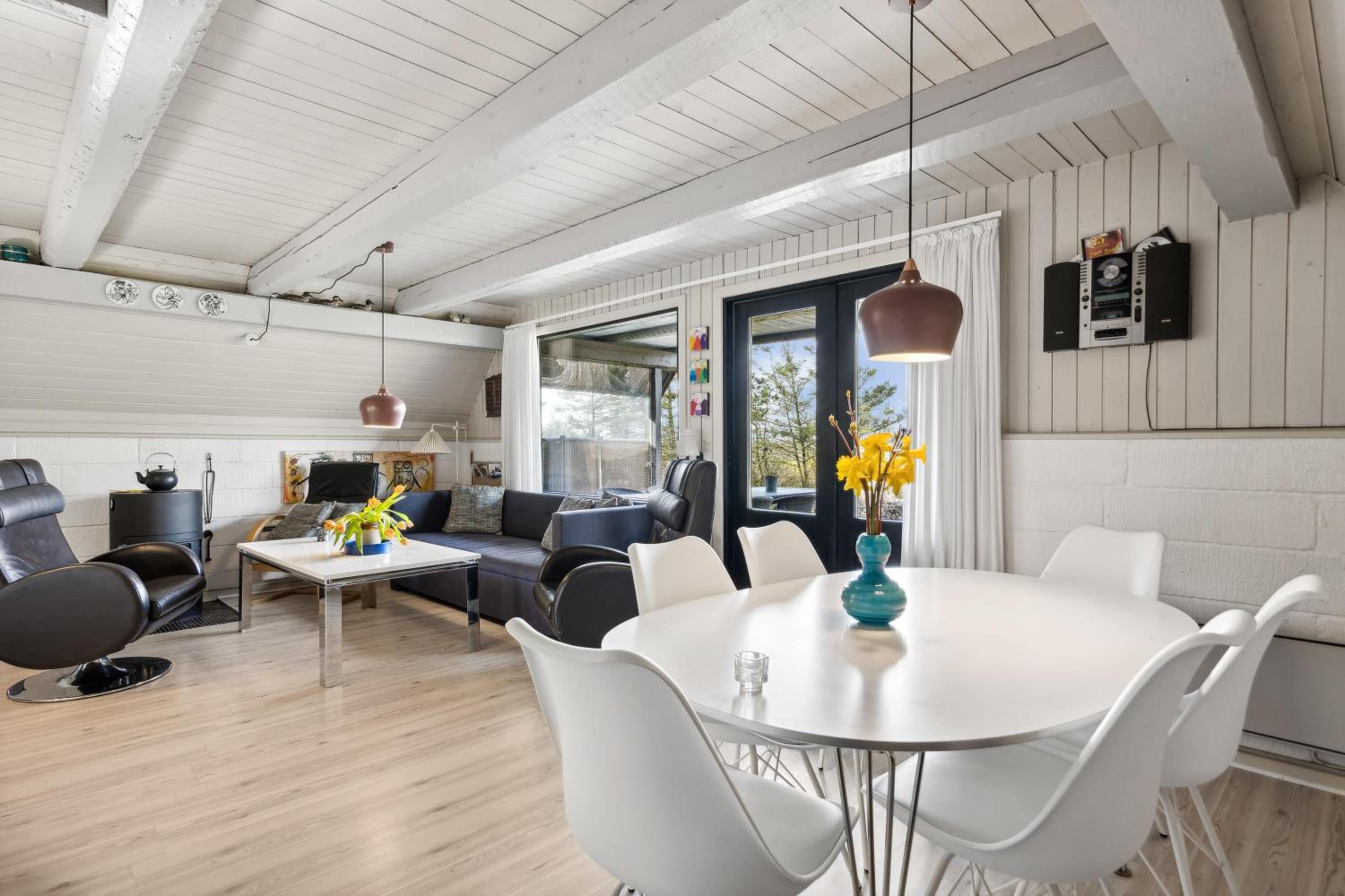 Coxy Cottage Overlooking The Golf Course At Søndervig - 1019 view 4