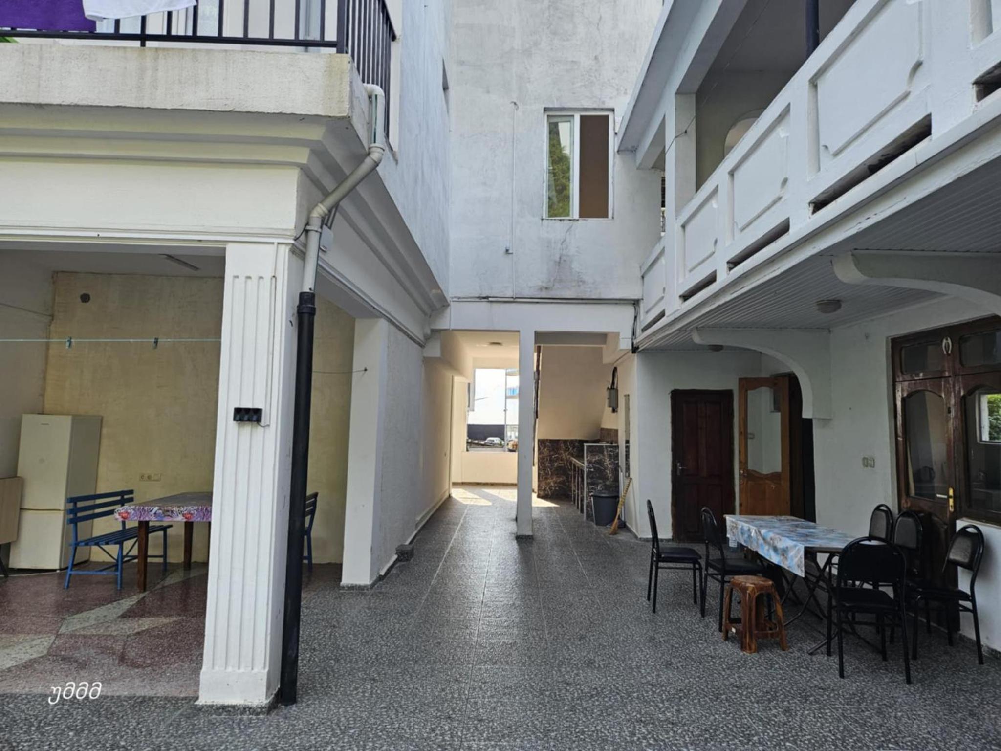Photo 31