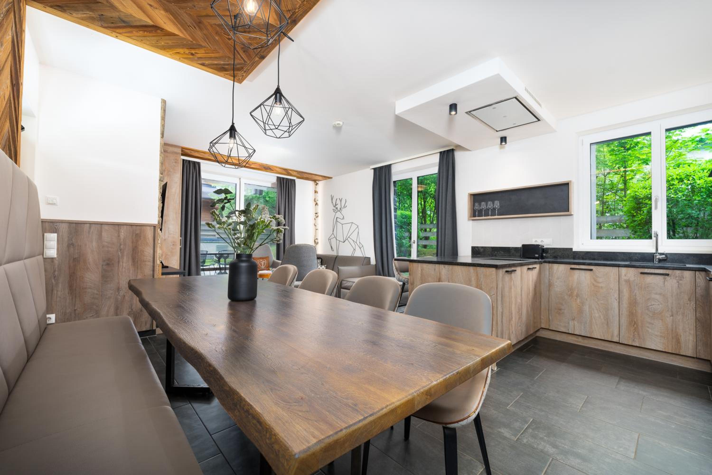 24 by AvenidA - Mountain Residence