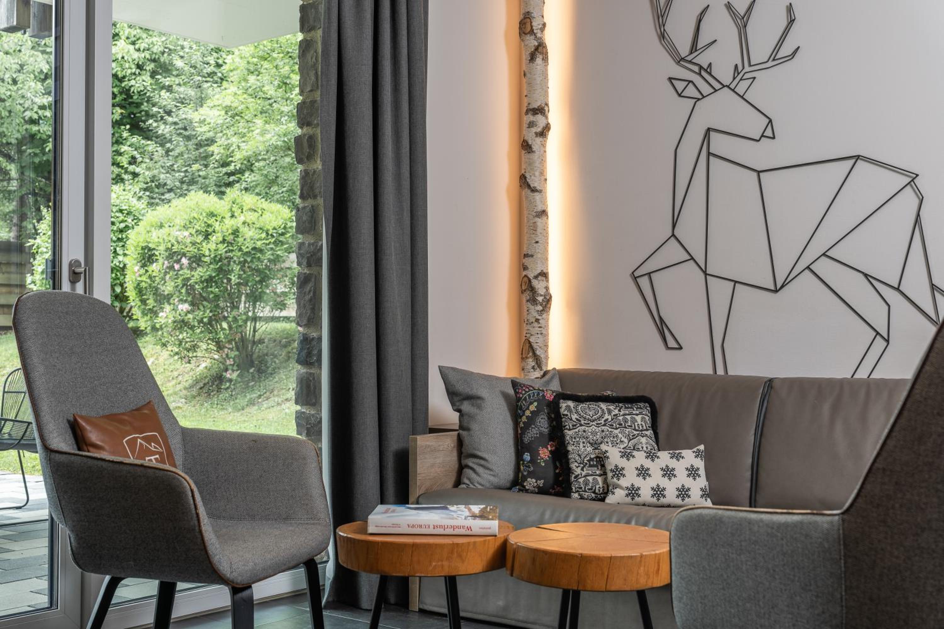 24 by AvenidA - Mountain Residence