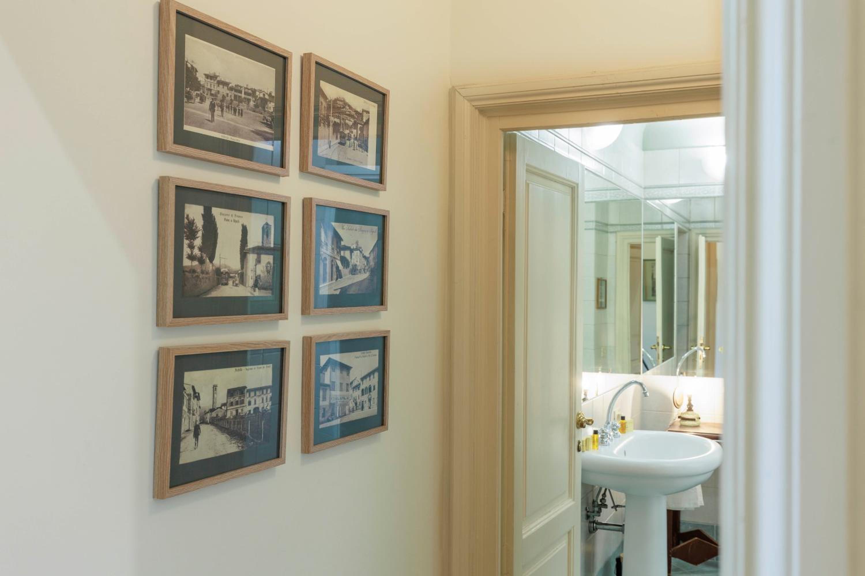 Florence Huge Apartment with Private Garden