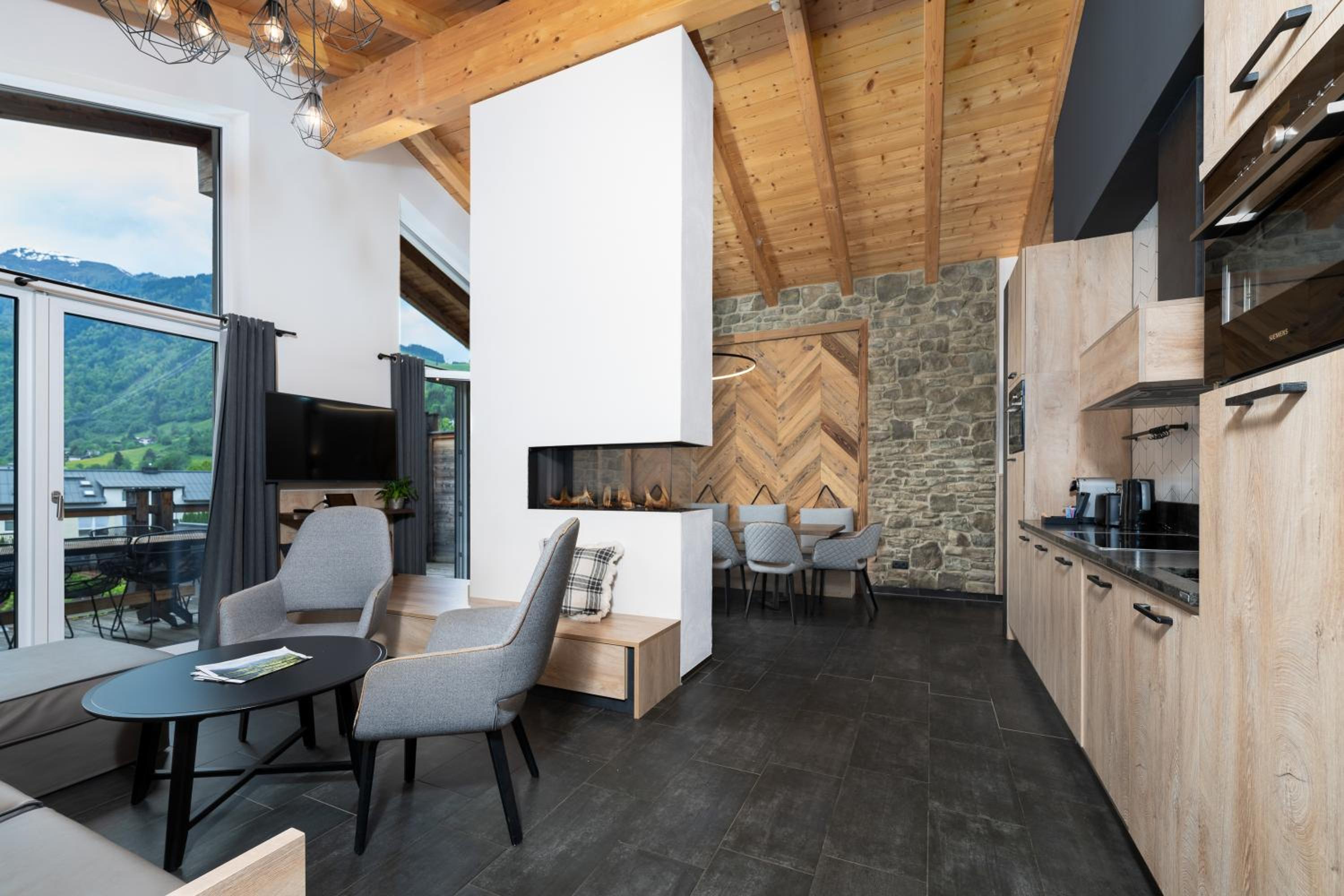 24 by AvenidA - Mountain Residence