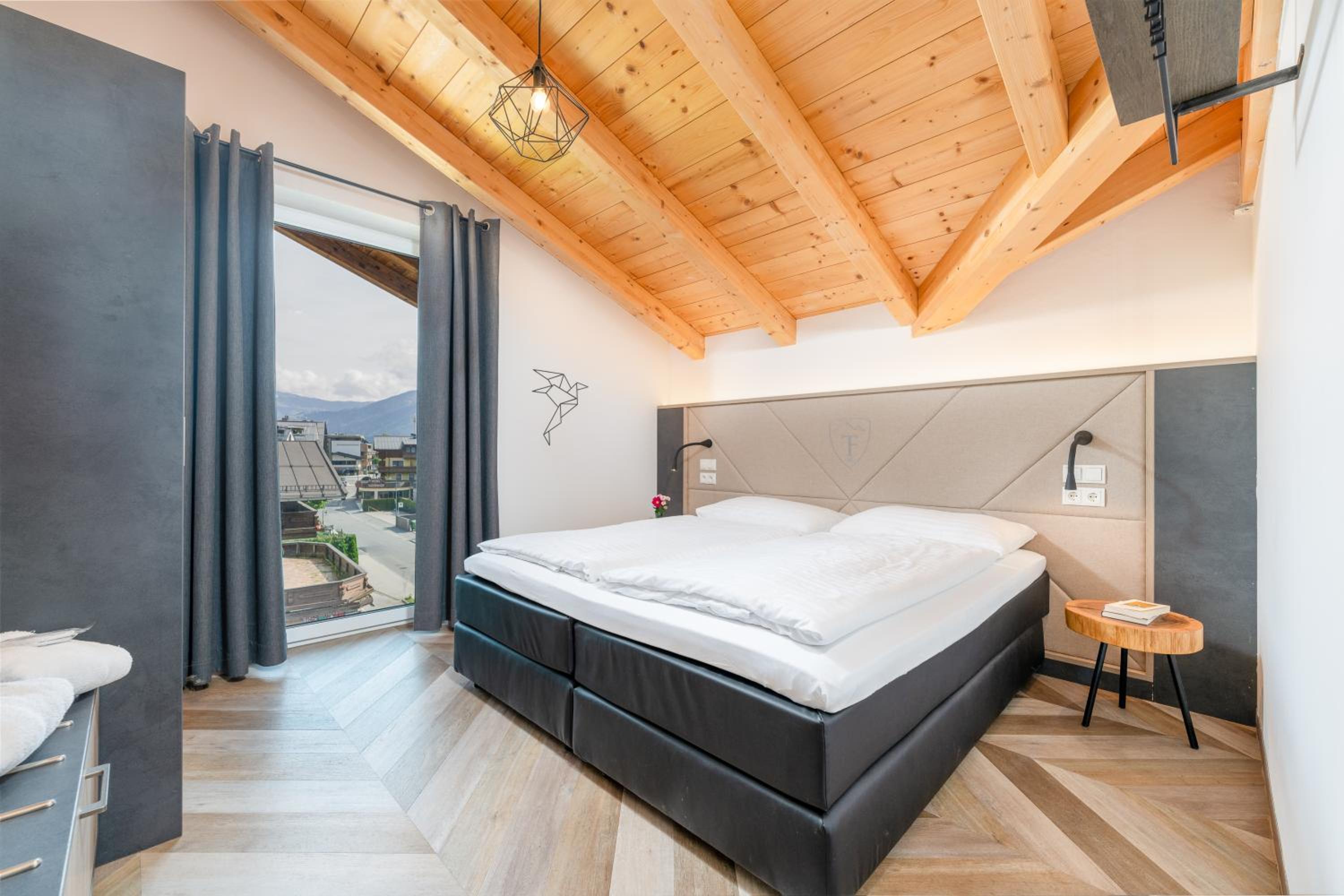 24 by AvenidA - Mountain Residence