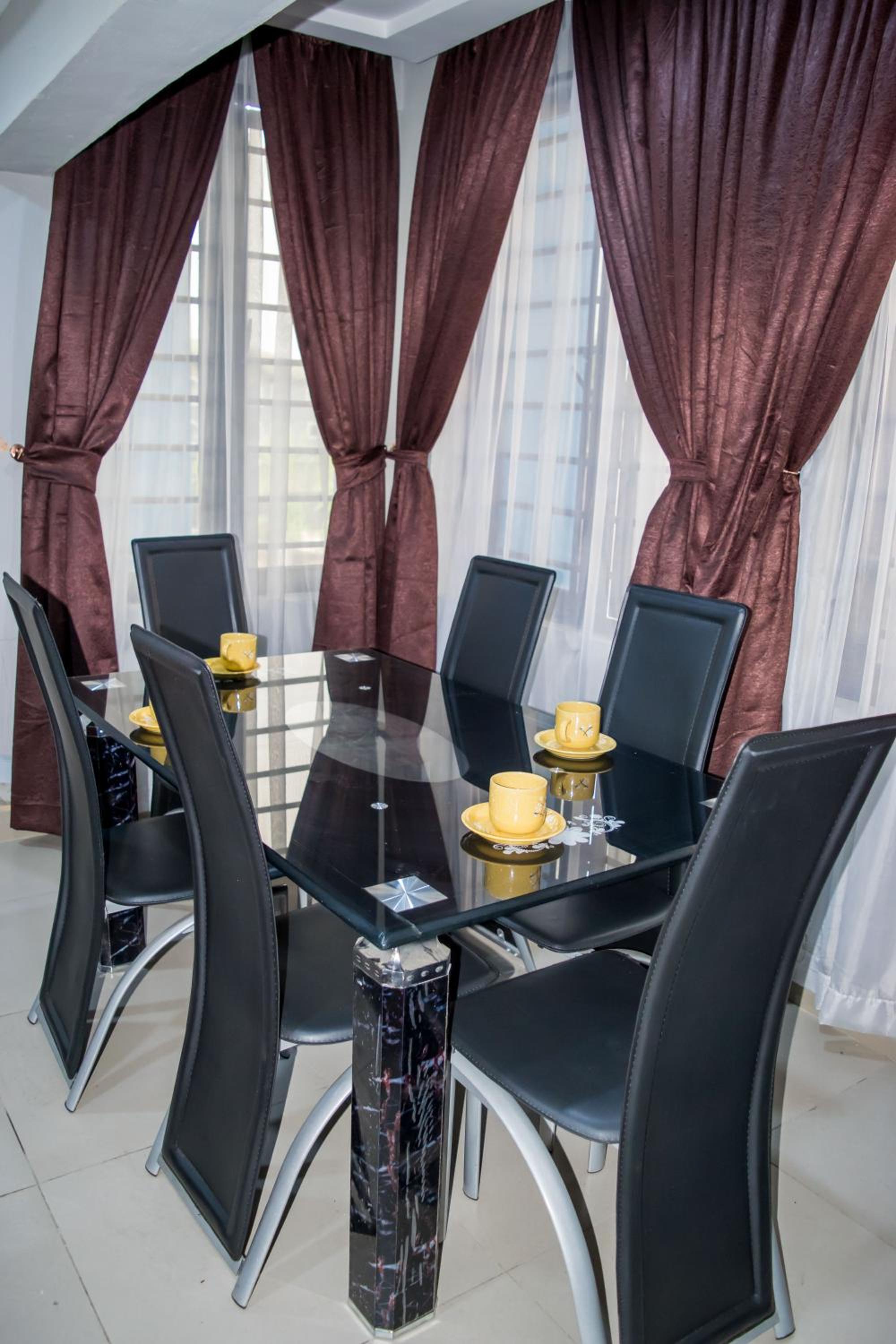 Lekota Springs Luxury Apartment