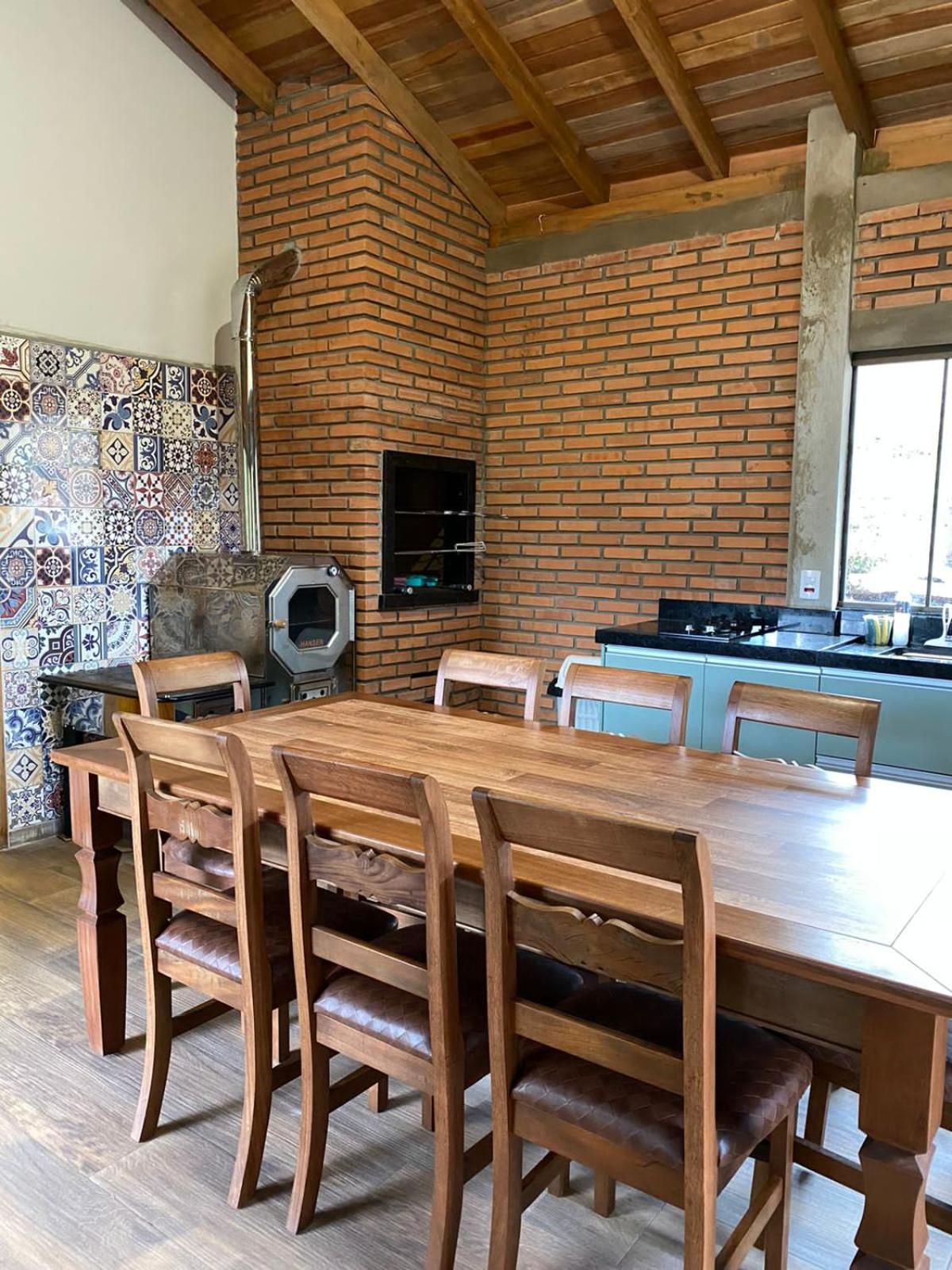 Casinha charmosa e muito verde em Bom Princípio