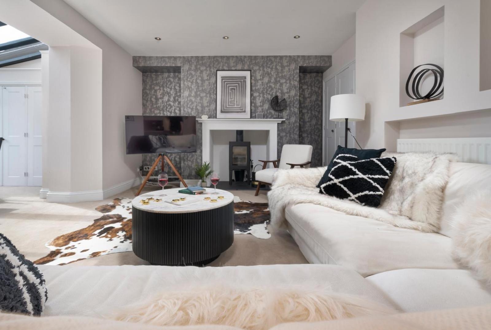 Rosemount Lake District Townhouse with Hot Tub - Ridgestone view 3