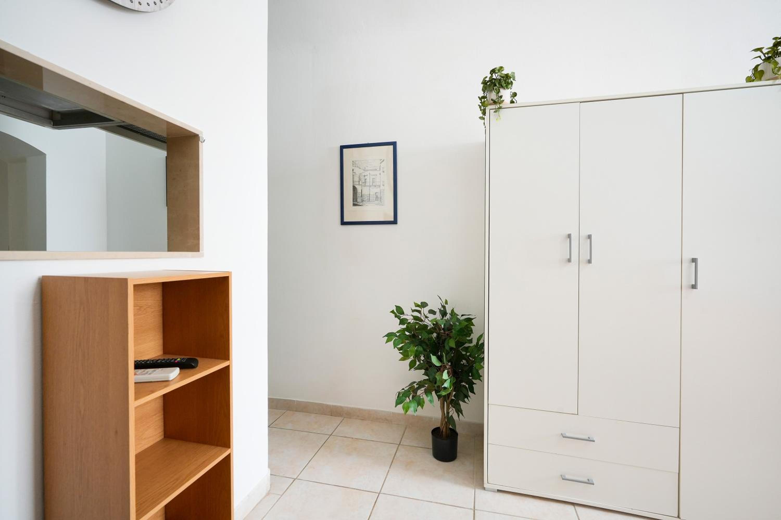 Tonia - Cozy Central Apartment view 5