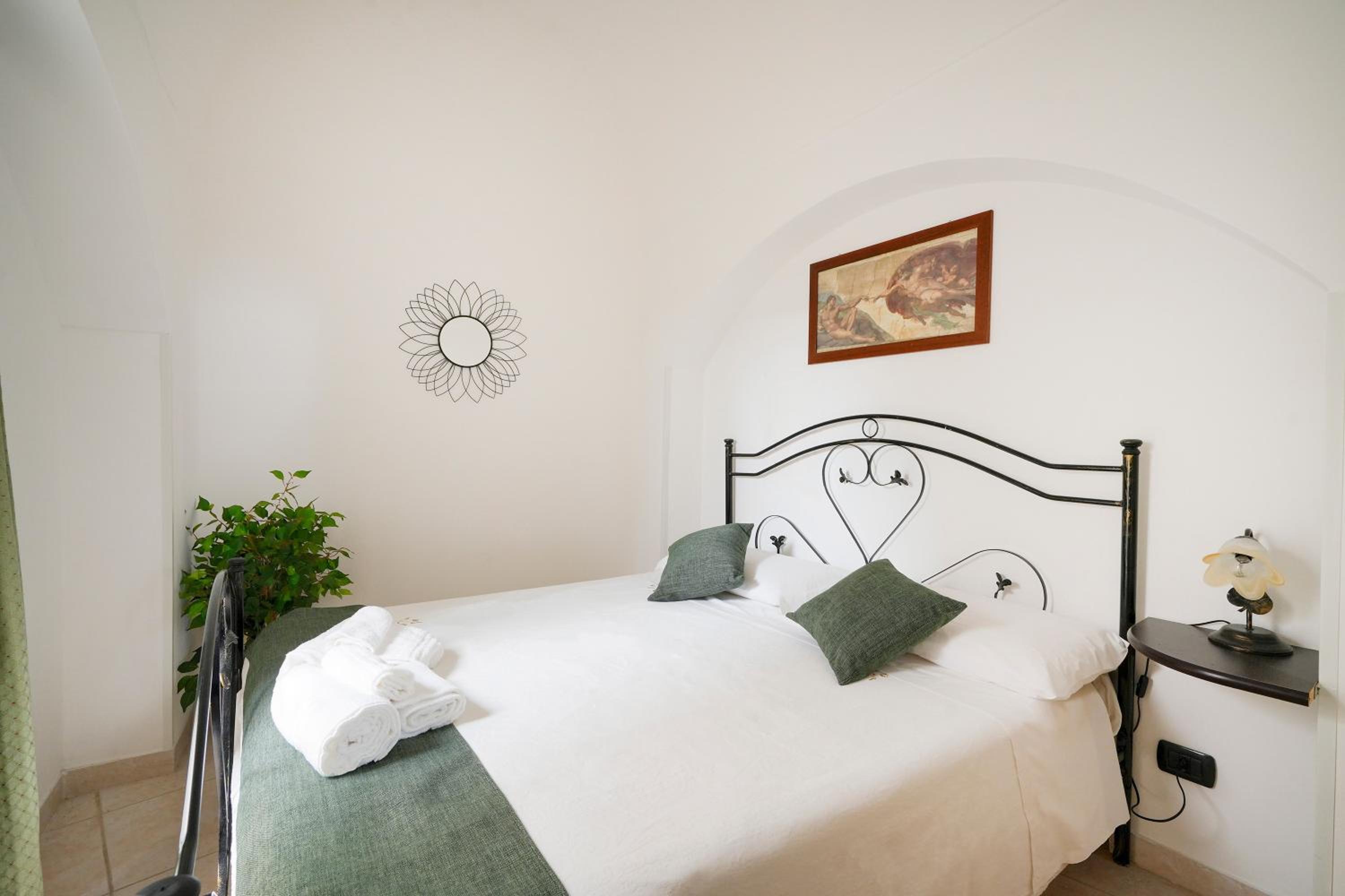 Tonia - Cozy Central Apartment view 3