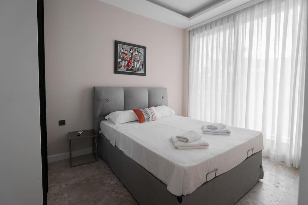 D1 A Einzigartige Villa 100 m zum Meer mit privater Pool-Terrasse
