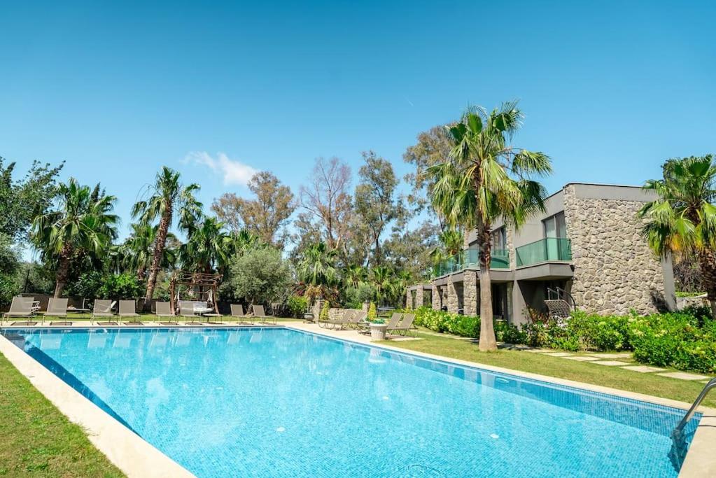 D1 A Einzigartige Villa 100 m zum Meer mit privater Pool-Terrasse