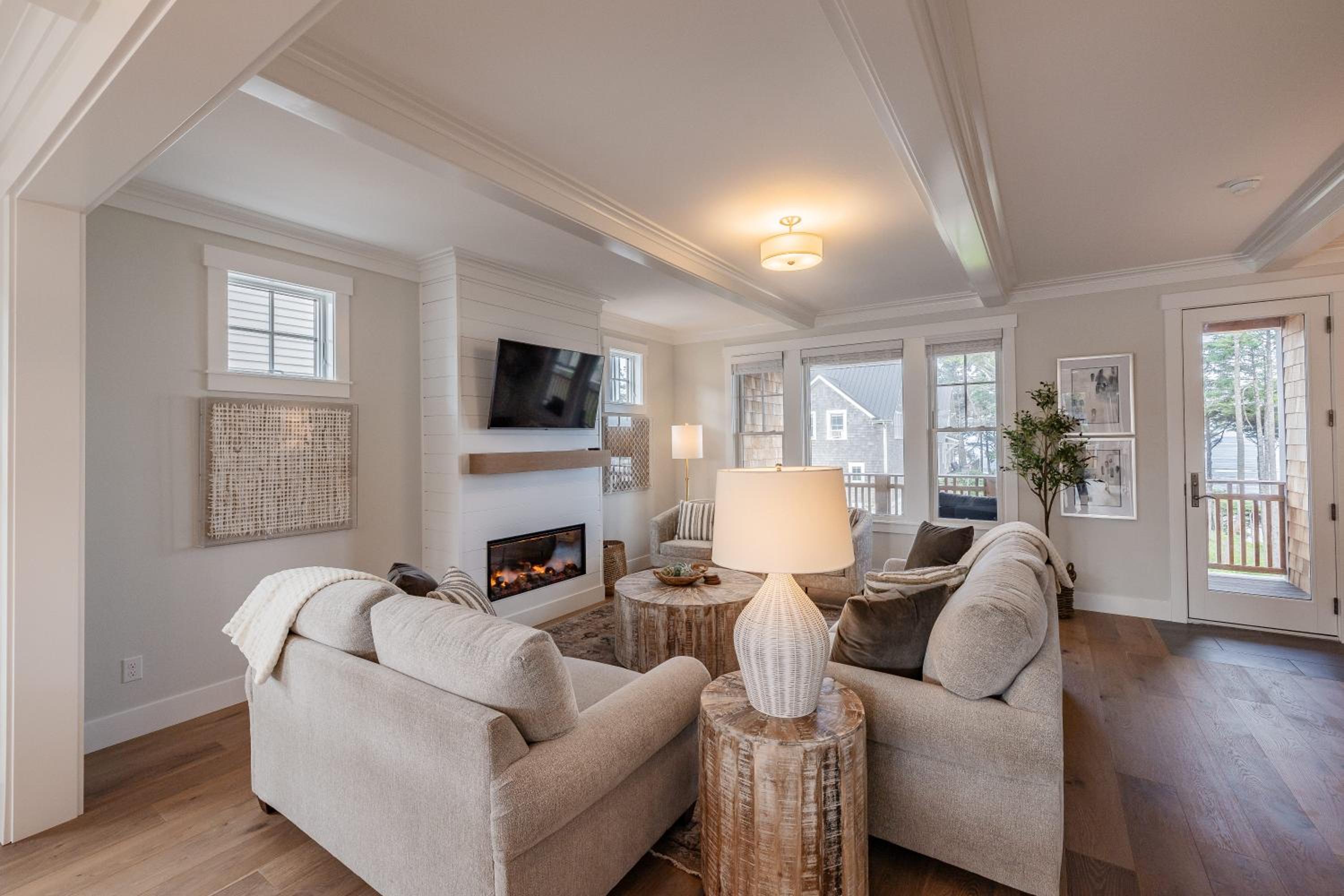Sunset Boulevard by Seabrook Hospitality