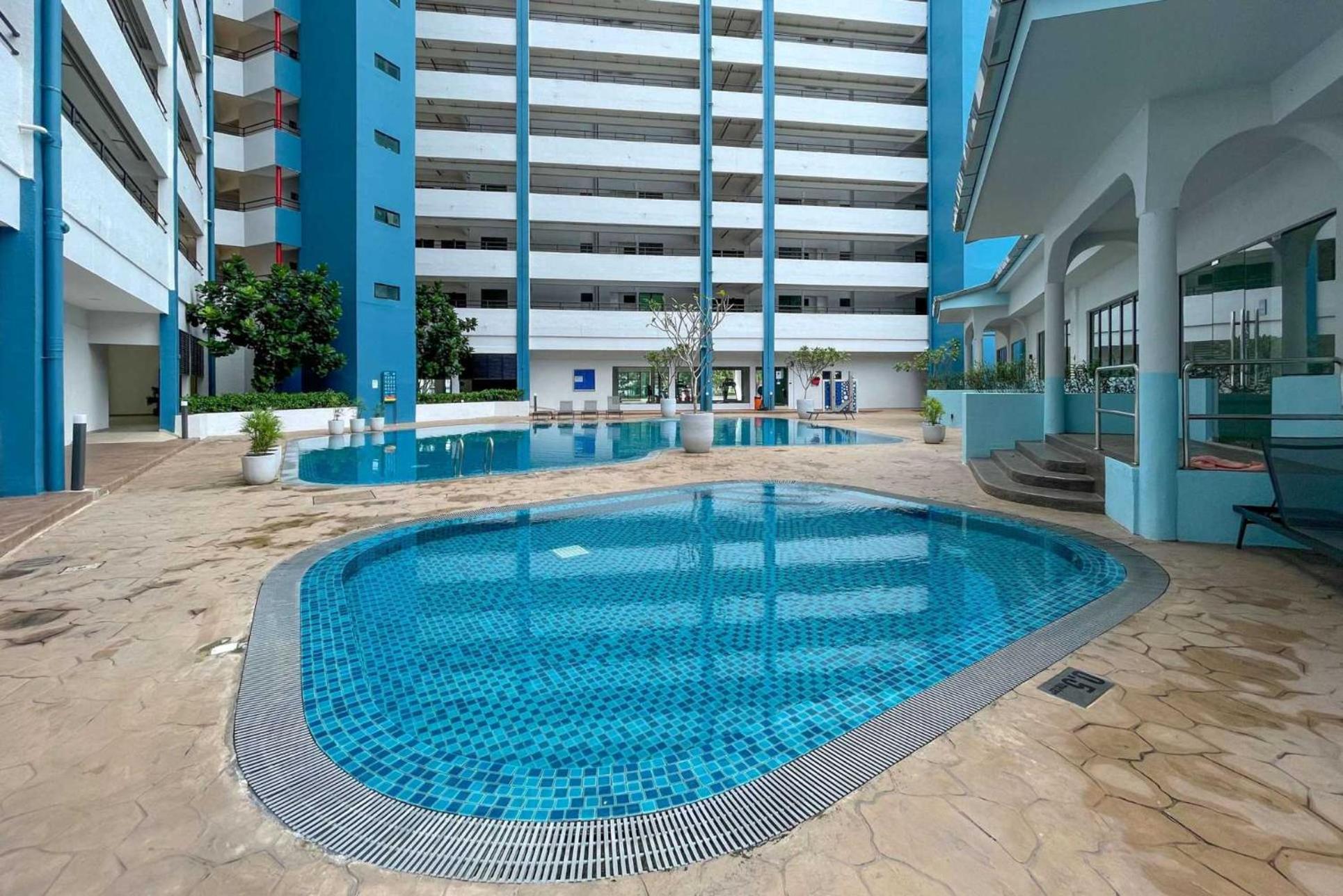 Camilla Houz 120 at Mutiara Melaka Beach Resort photo 8