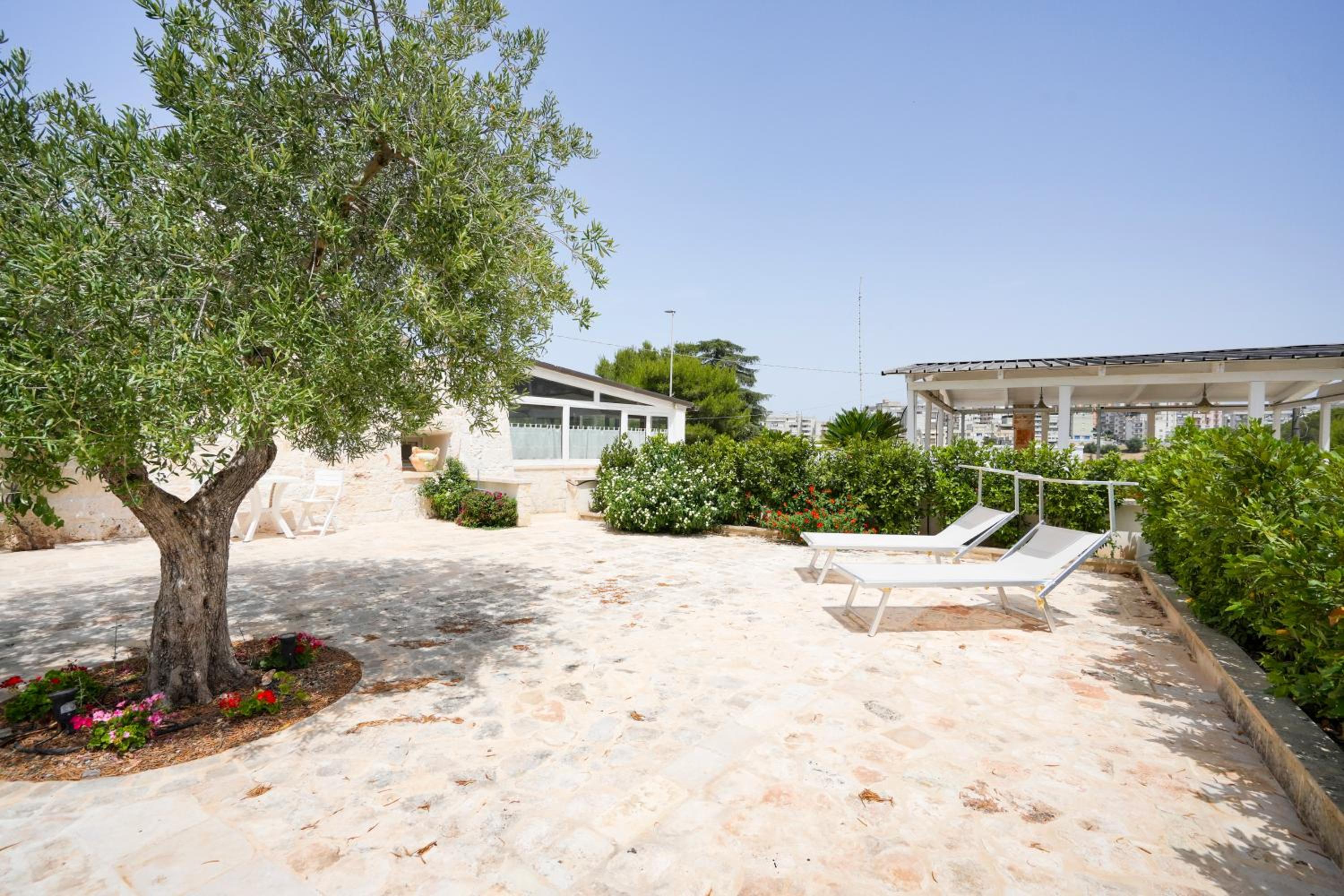 GuestHost - Casa Magnolie - Lovely Apartment in Trullo view 2