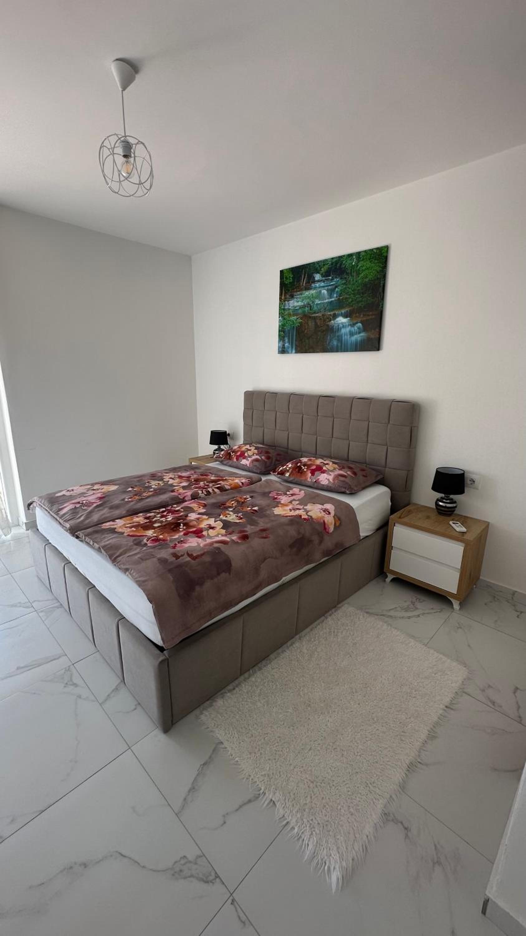Sole apartments