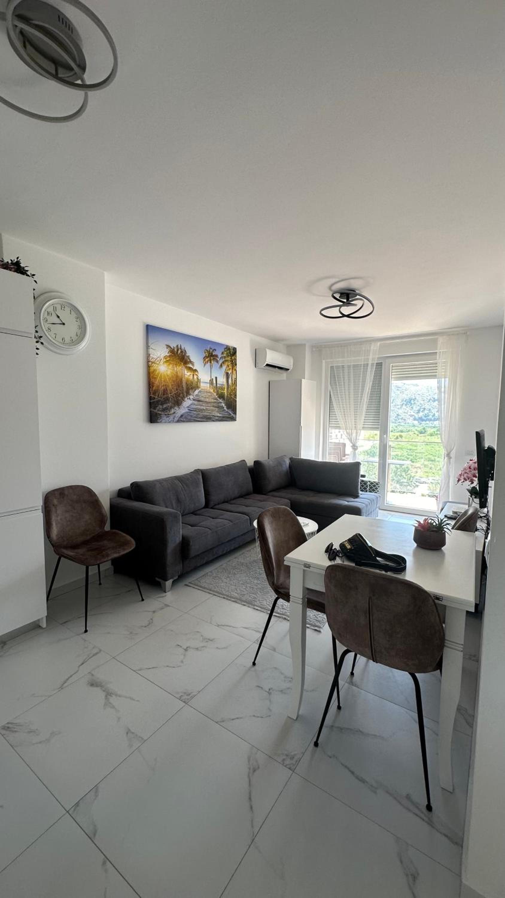 Sole apartments