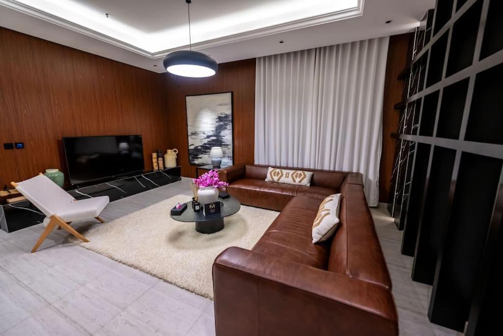 3-bedroom apartment, smart entry, ground, in Almajdiah-127