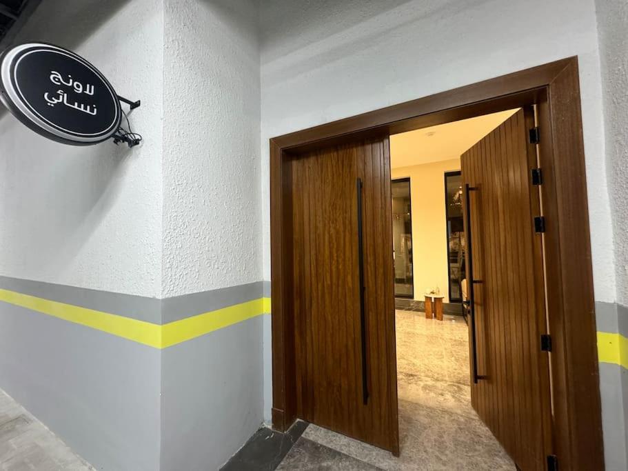 3-bedroom apartment, smart entry, ground, in Almajdiah-127
