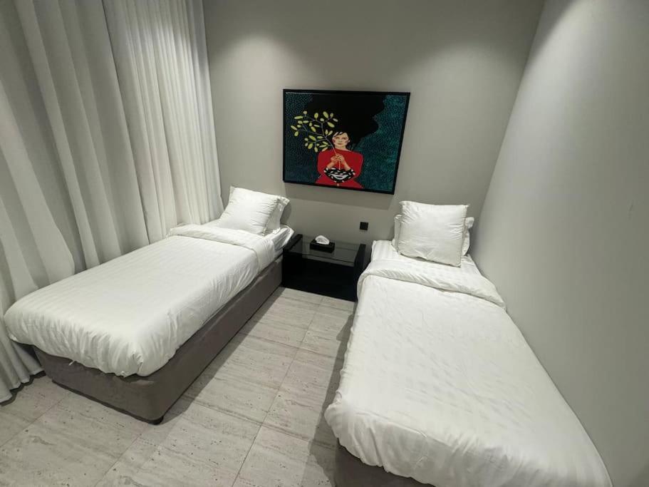 3-bedroom apartment, smart entry, ground, in Almajdiah-127