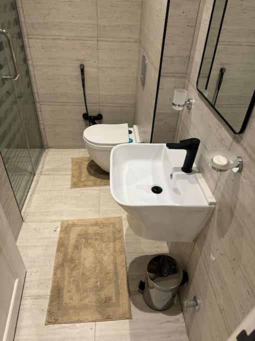 3-bedroom apartment, smart entry, ground, in Almajdiah-127