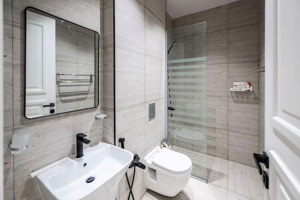 3-bedroom apartment, smart entry, ground, in Almajdiah-127