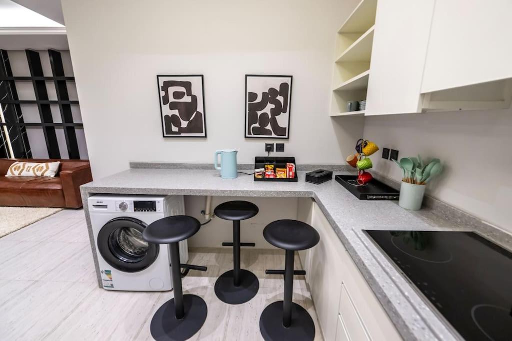 3-bedroom apartment, smart entry, ground, in Almajdiah-127