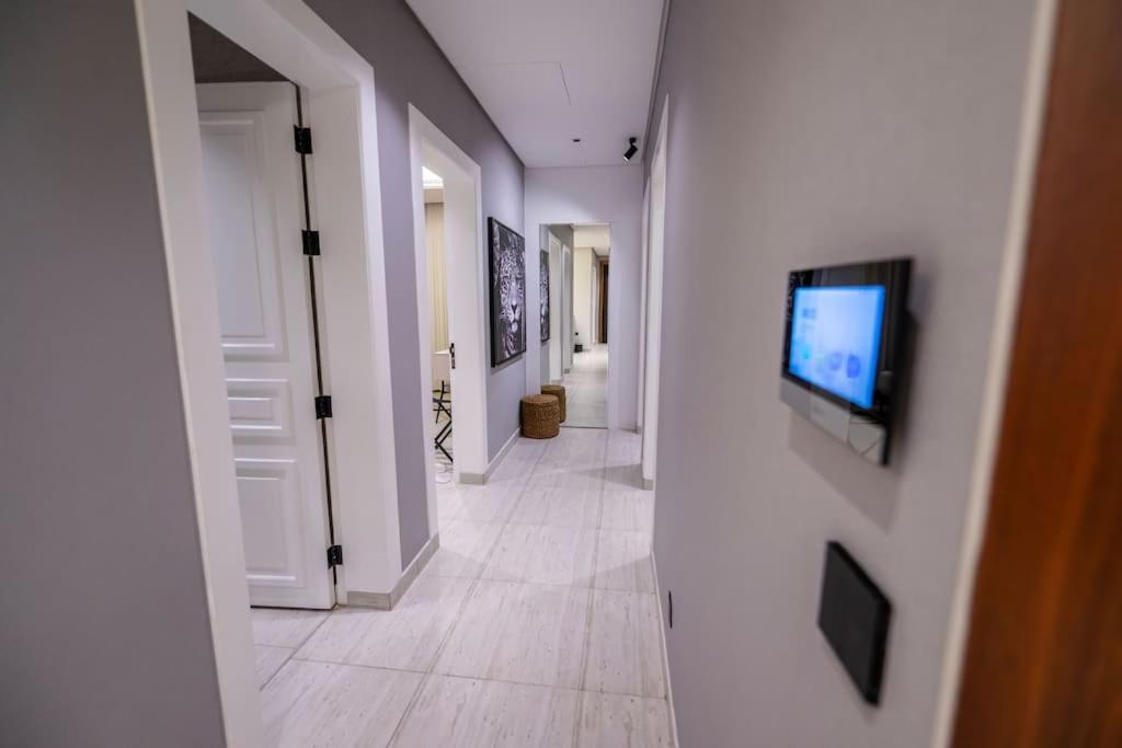 3-bedroom apartment, smart entry, ground, in Almajdiah-127