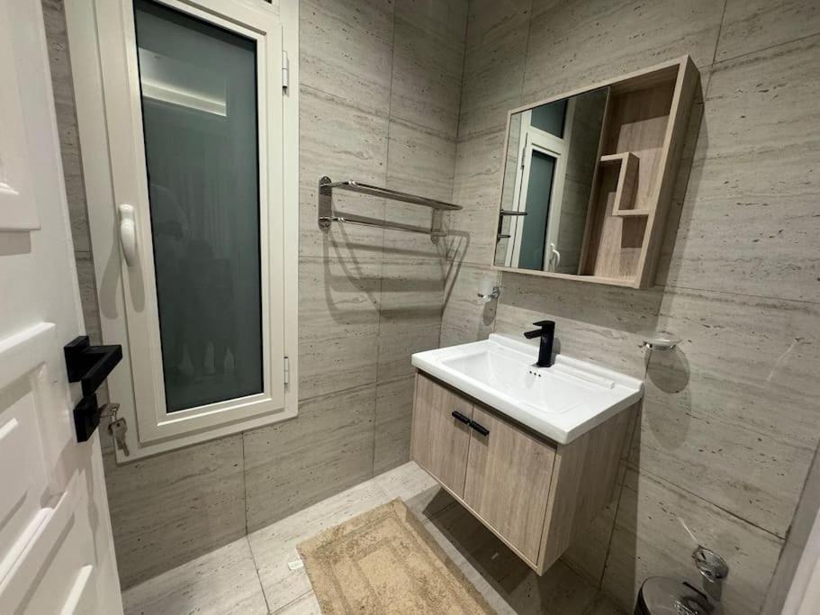 3-bedroom apartment, smart entry, ground, in Almajdiah-127