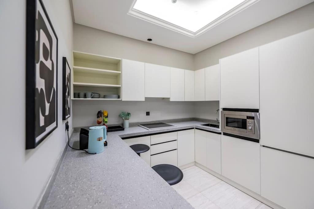 3-bedroom apartment, smart entry, ground, in Almajdiah-127