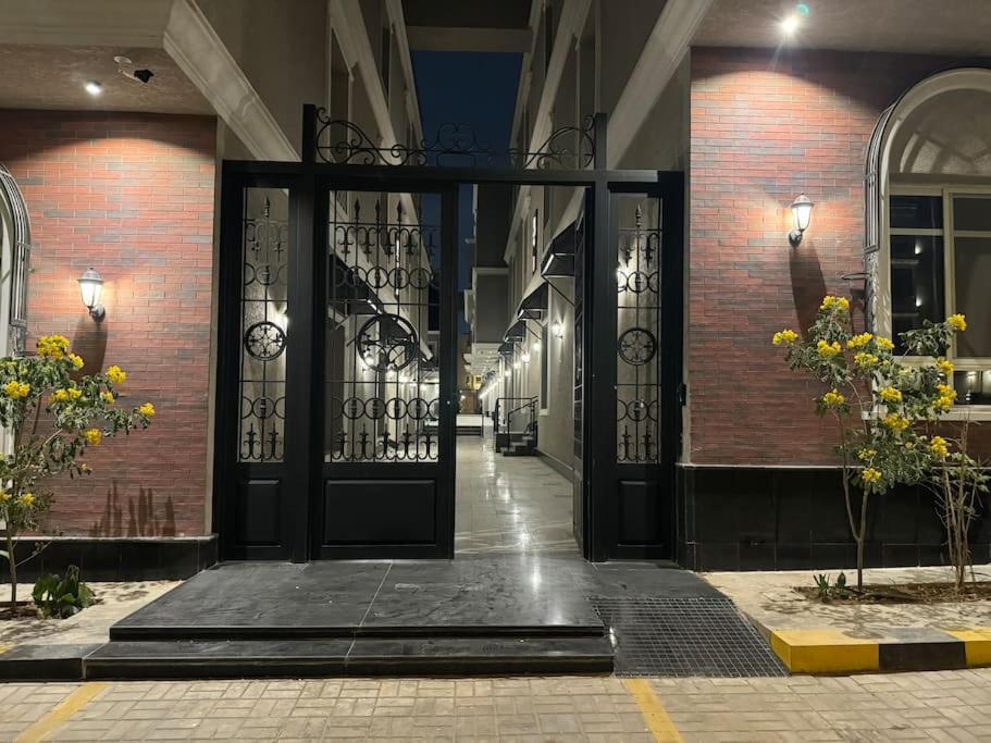3-bedroom apartment, smart entry, ground, in Almajdiah-127