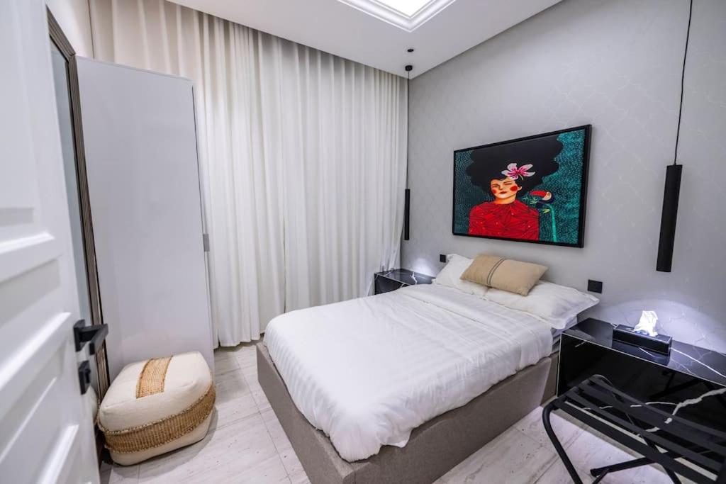 3-bedroom apartment, smart entry, ground, in Almajdiah-127