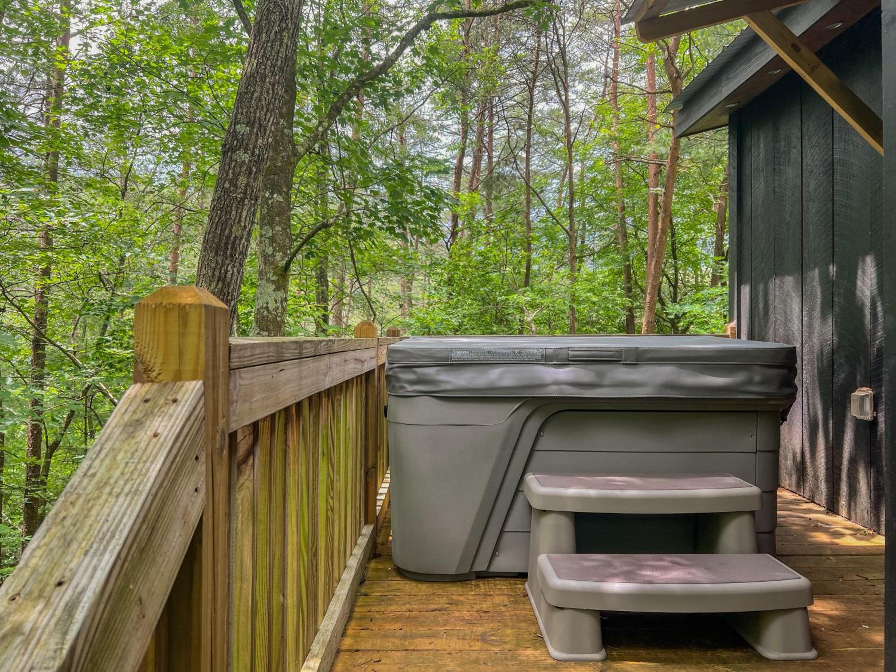 Moonrise Retreat with Spa Fire Pit 8 min to Town view 2