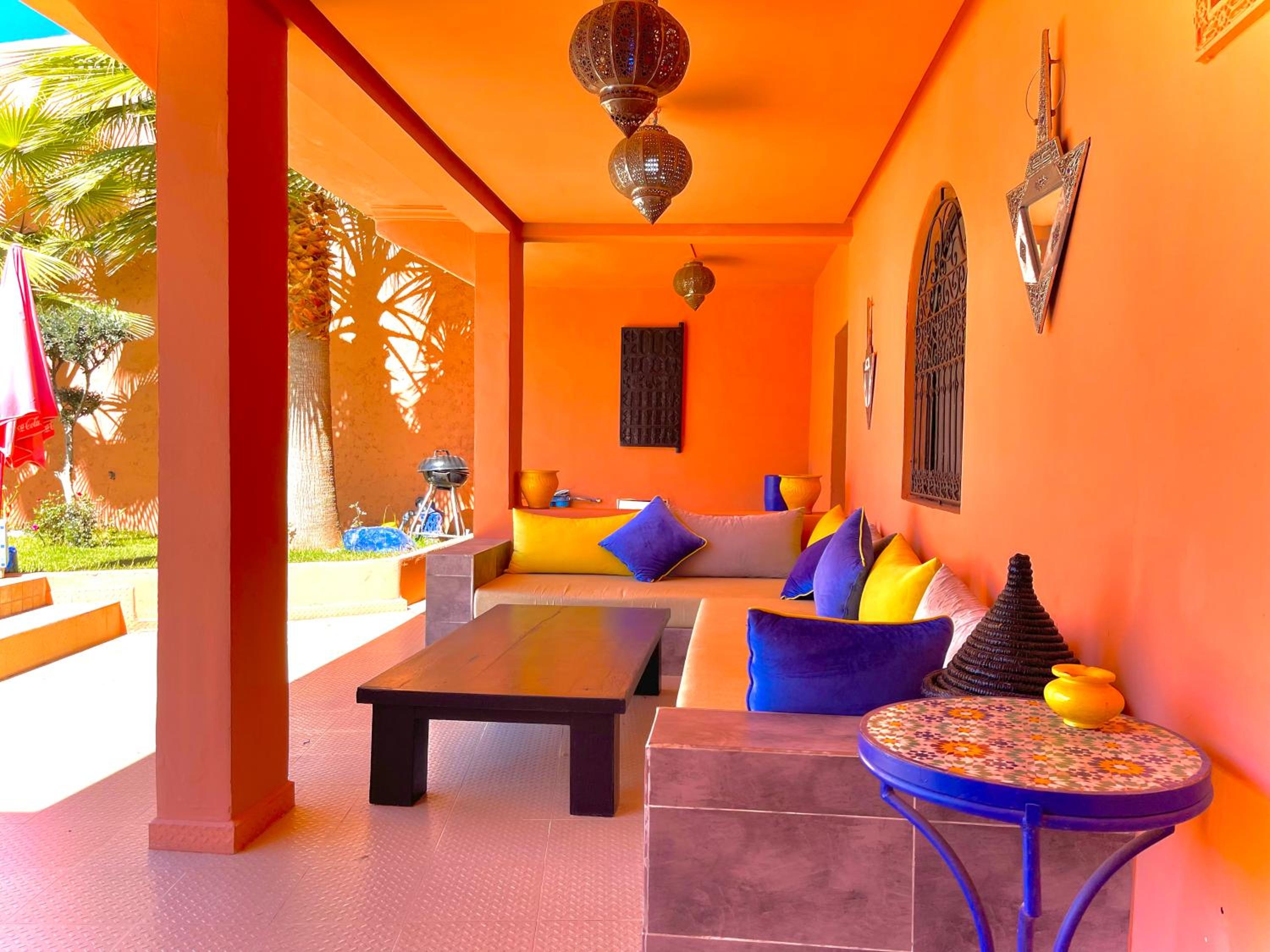 lounge