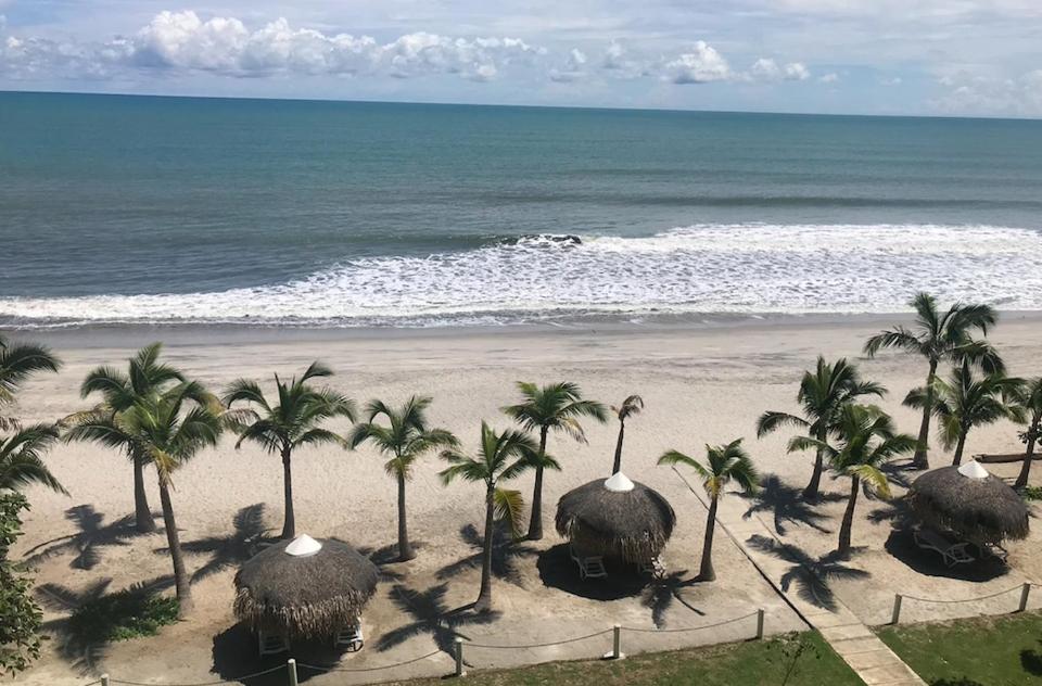 Sanctuary Ocean Front by Playa Caracol Resorts view 4