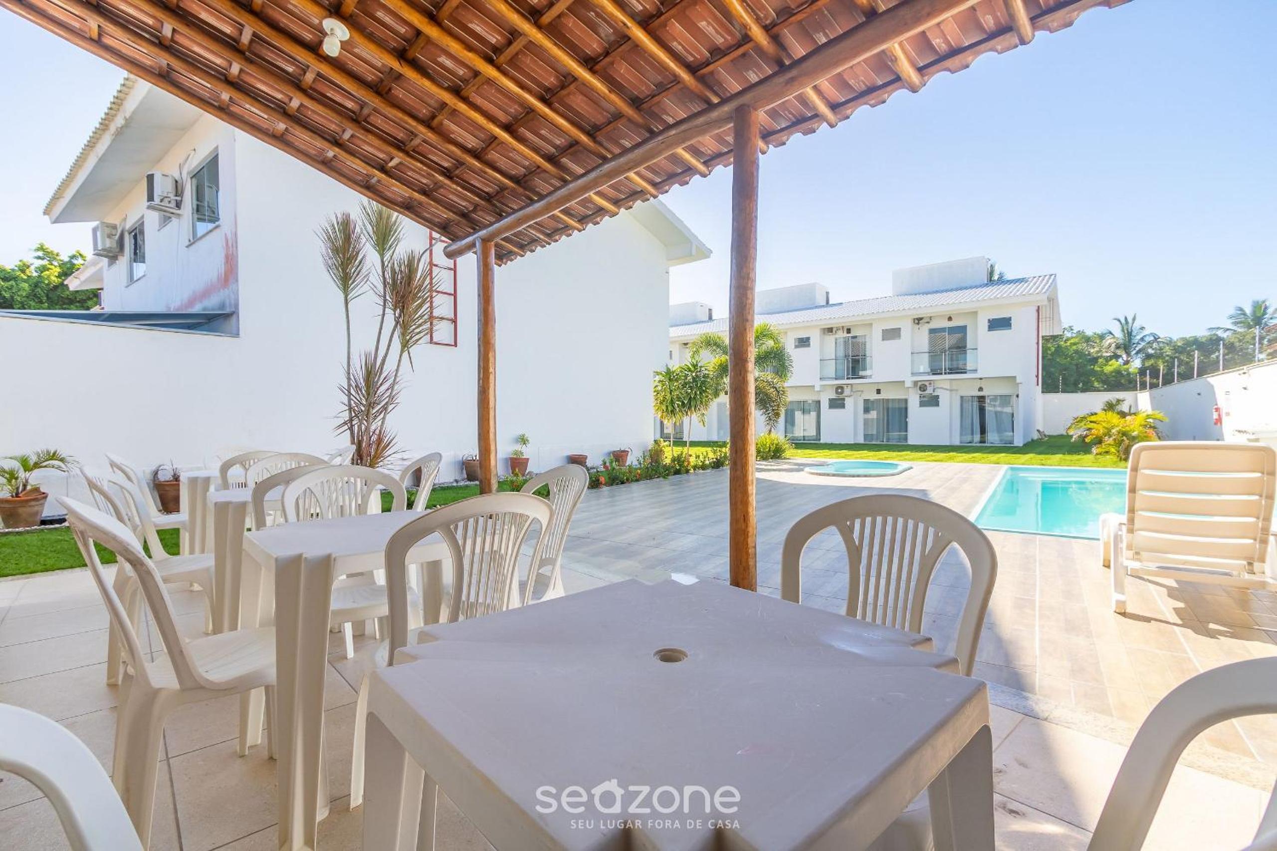 Elegant Duplex w Sw. Pool 280m fr the Beach PRM007