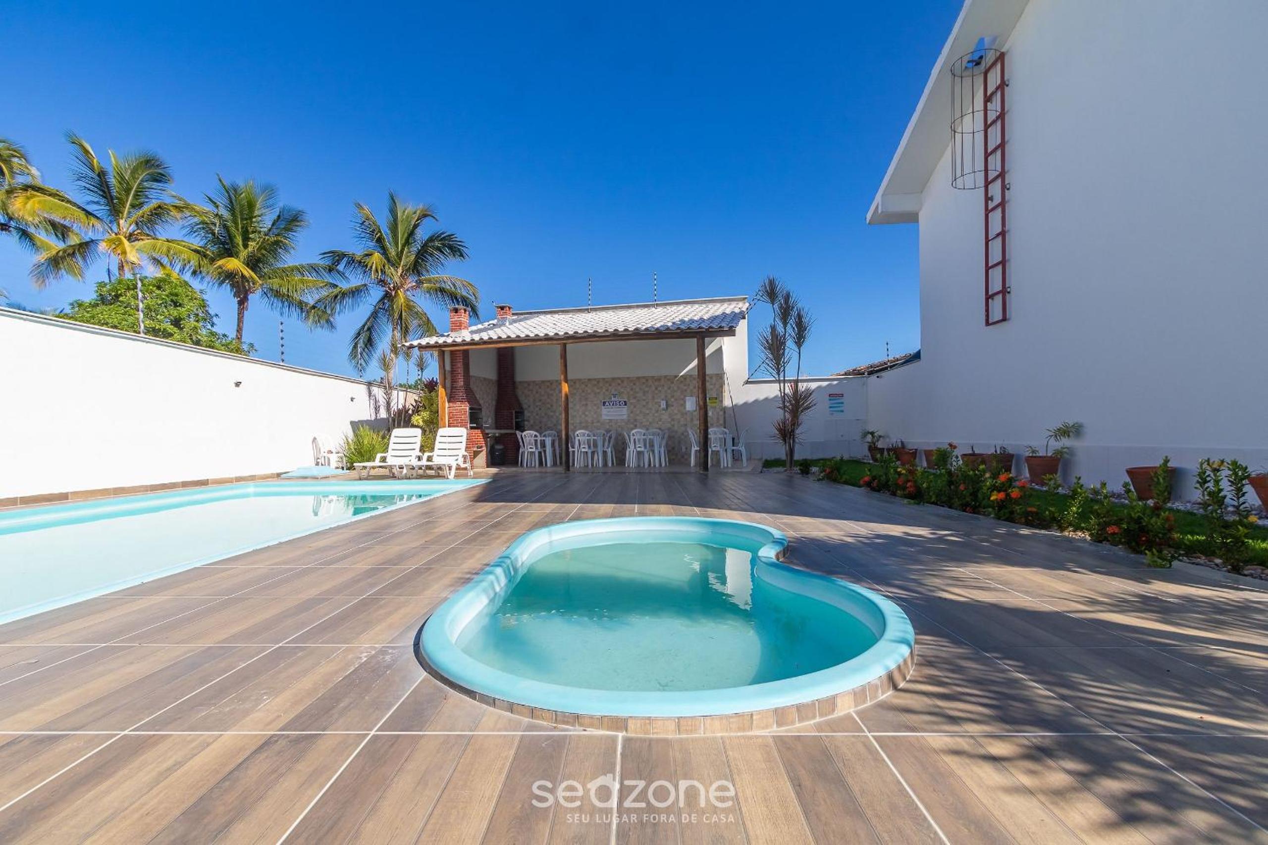 Elegant Duplex w Sw. Pool 280m fr the Beach PRM007