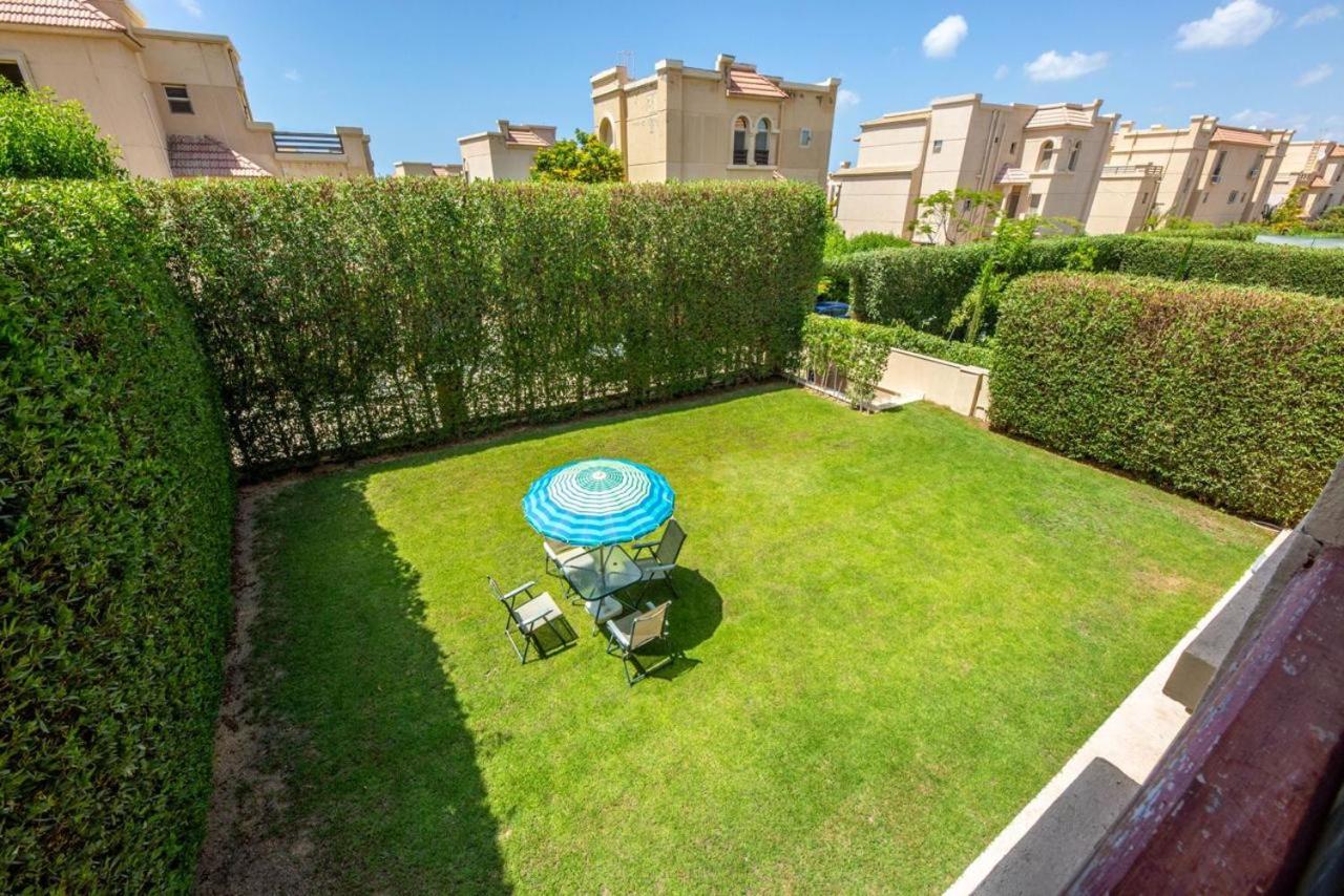 Rihana Villa studios