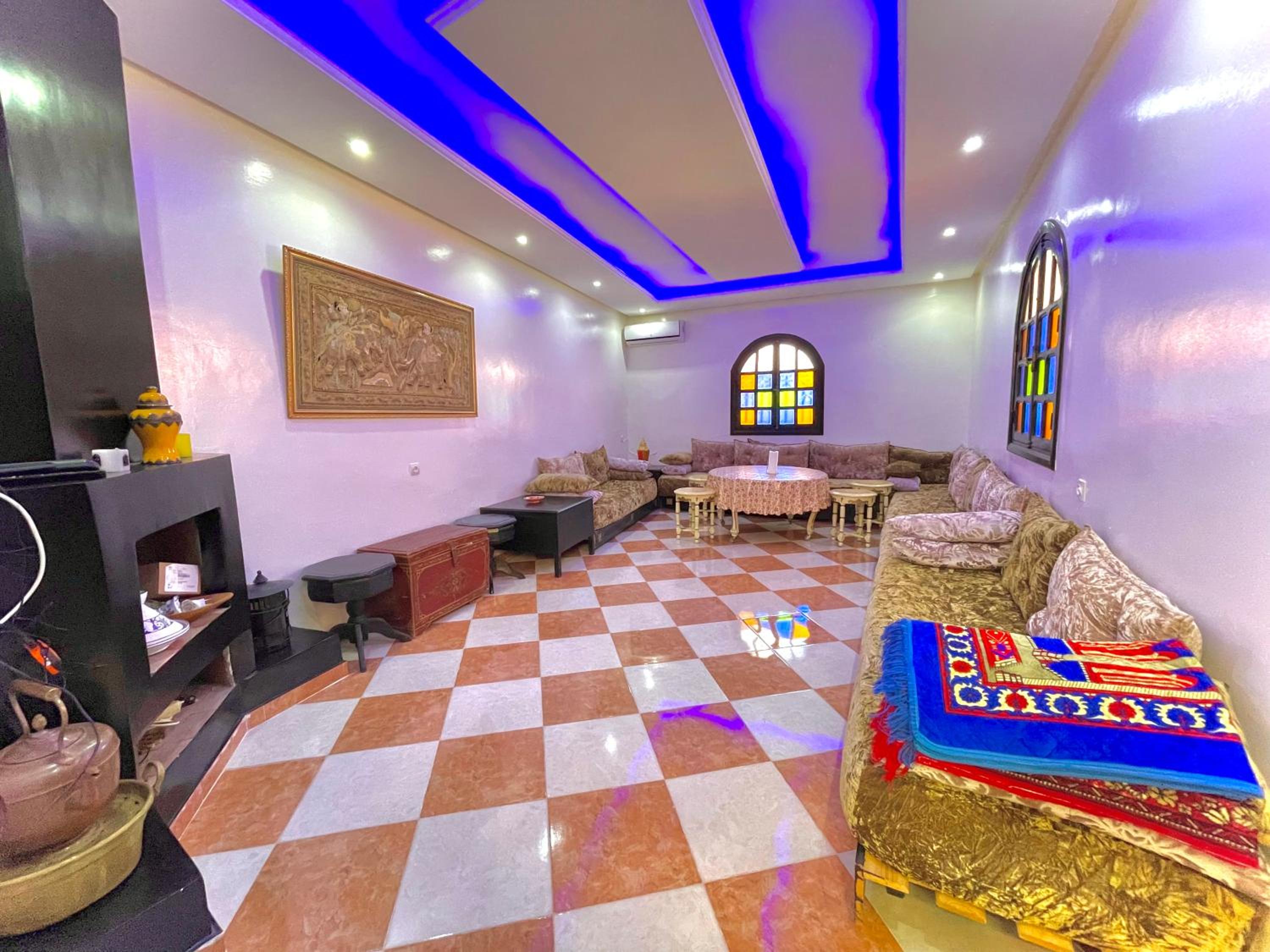lounge