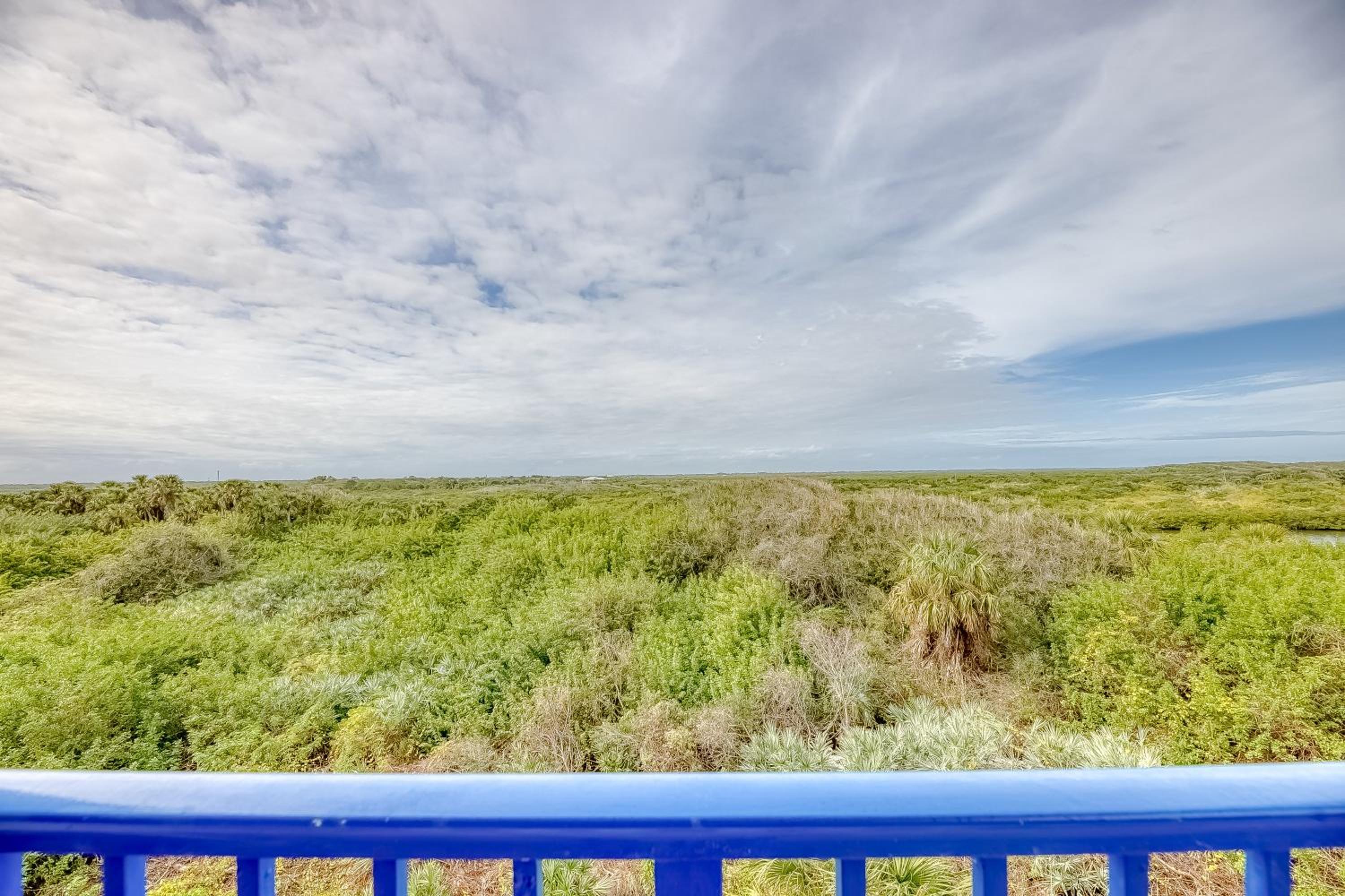 Ocean Browns Bay Views Corner Unit 2 Balconies OW4-407 view 4