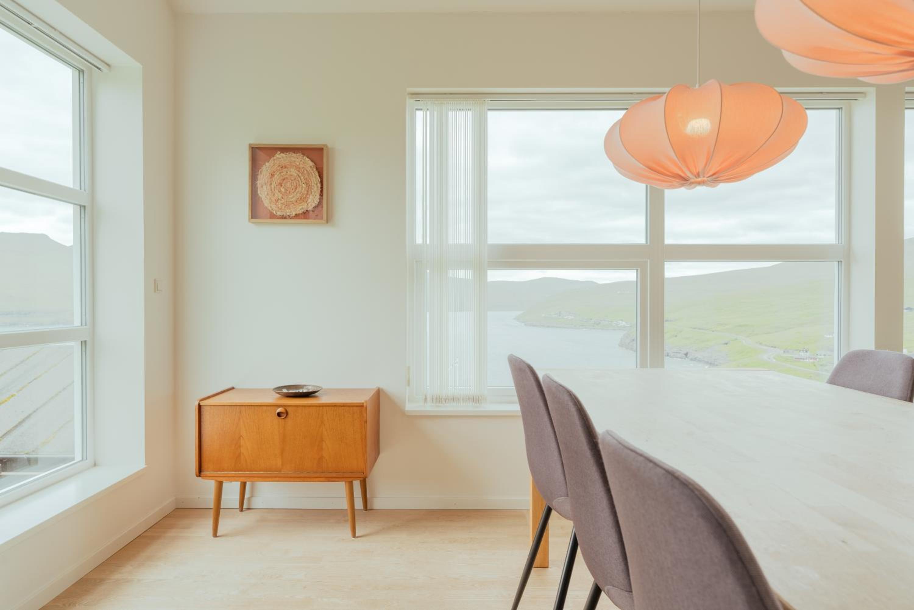 Peaceful Panoramic Retreat in Leynar