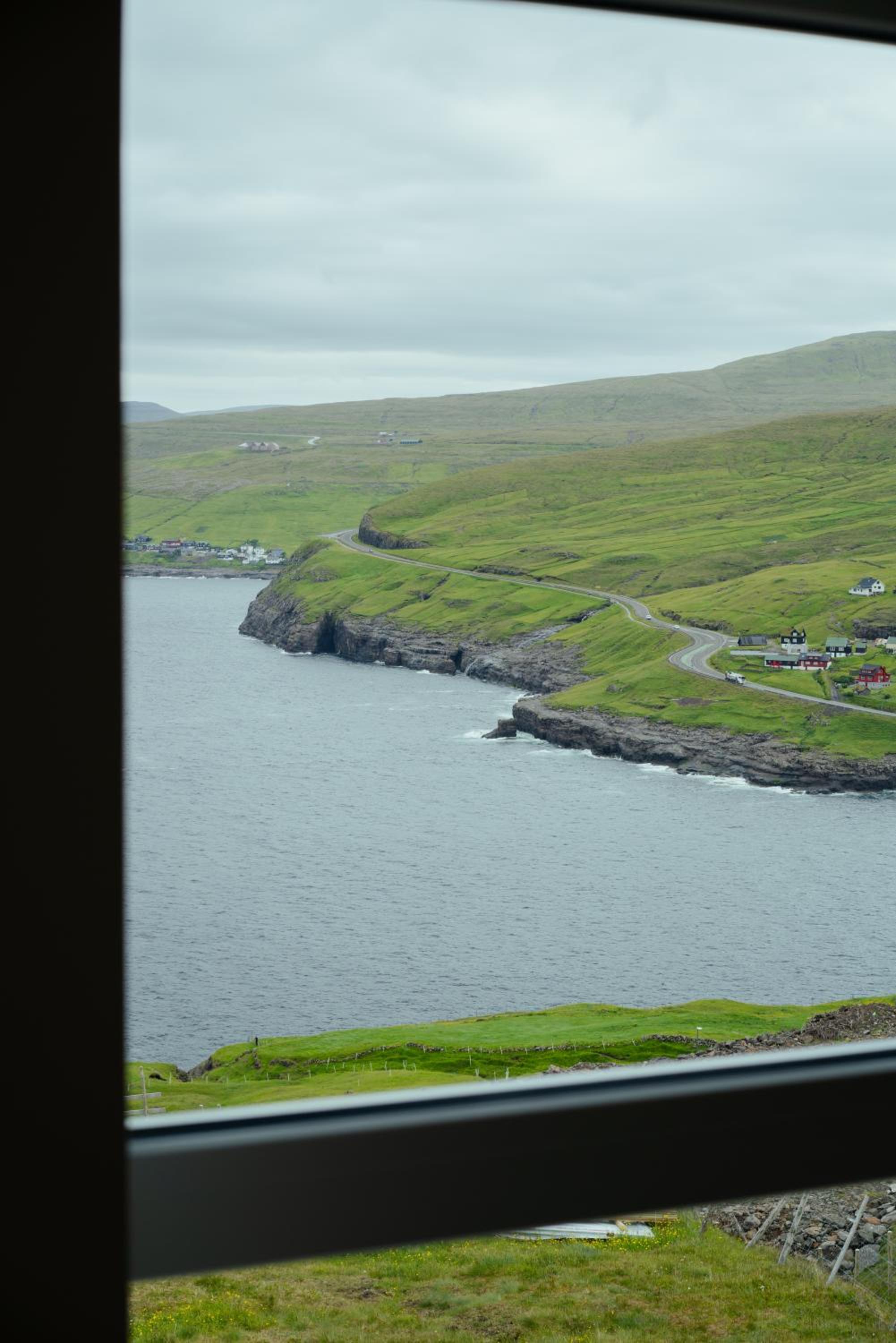 Peaceful Panoramic Retreat in Leynar