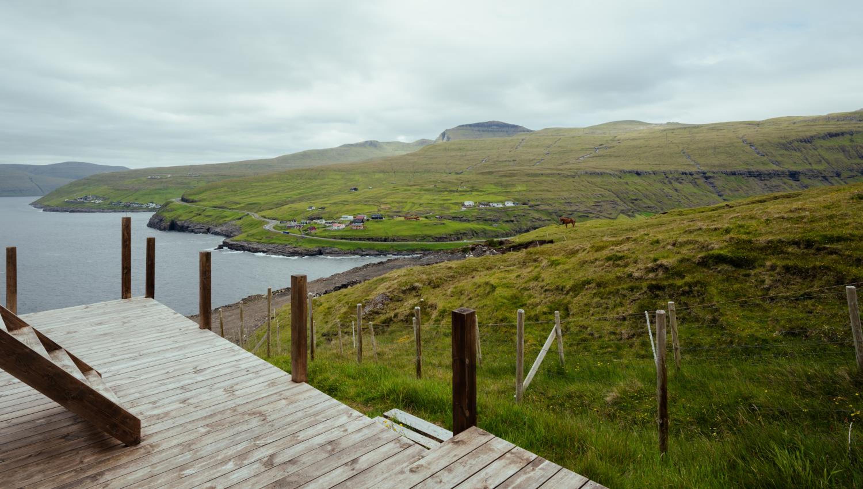 Peaceful Panoramic Retreat in Leynar