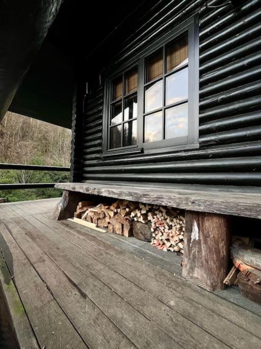 Woods-hottub & AC