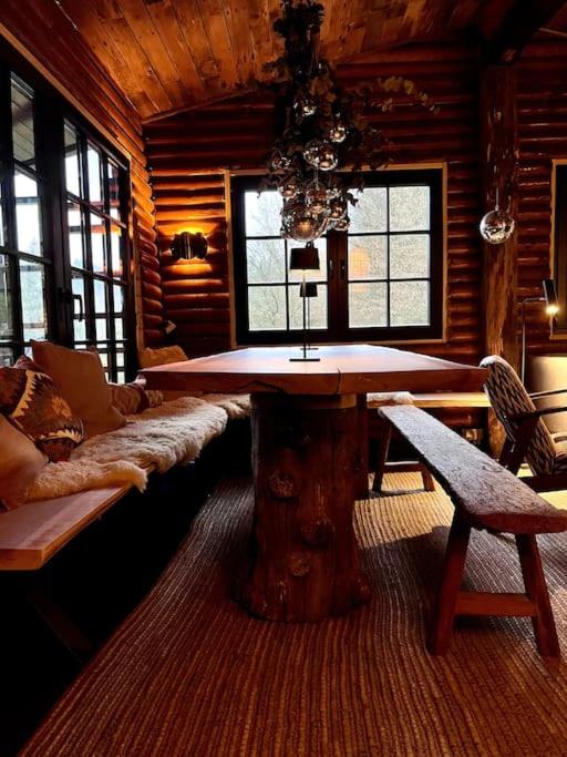 Woods-hottub & AC