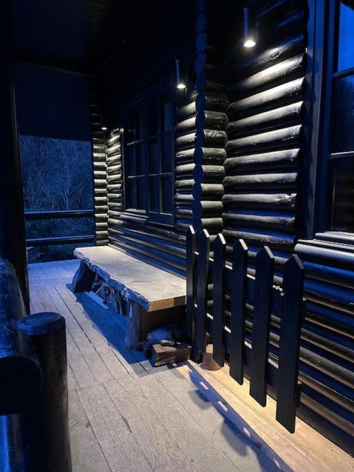 Woods-hottub & AC