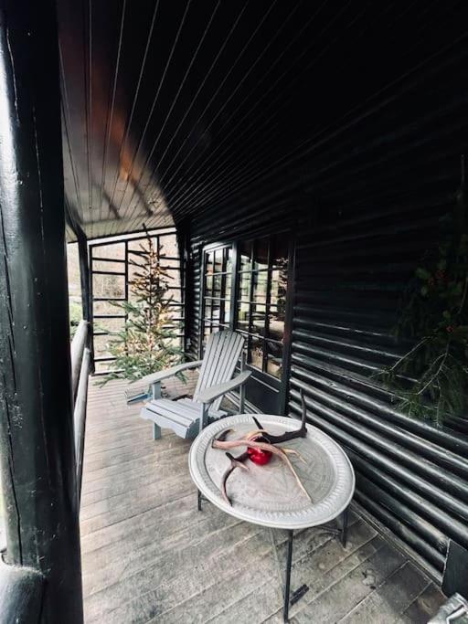 Woods-hottub & AC