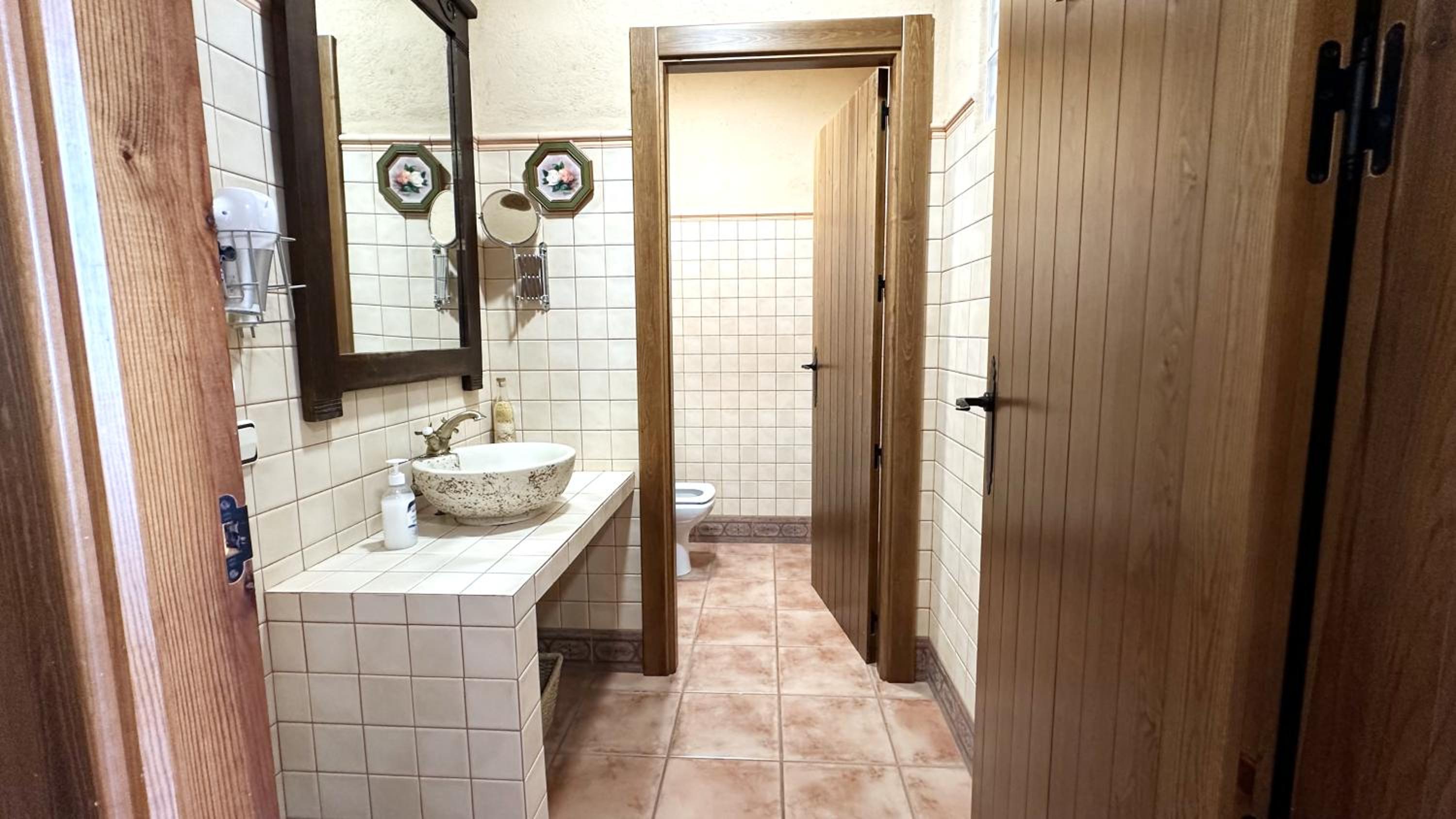 Photo 47