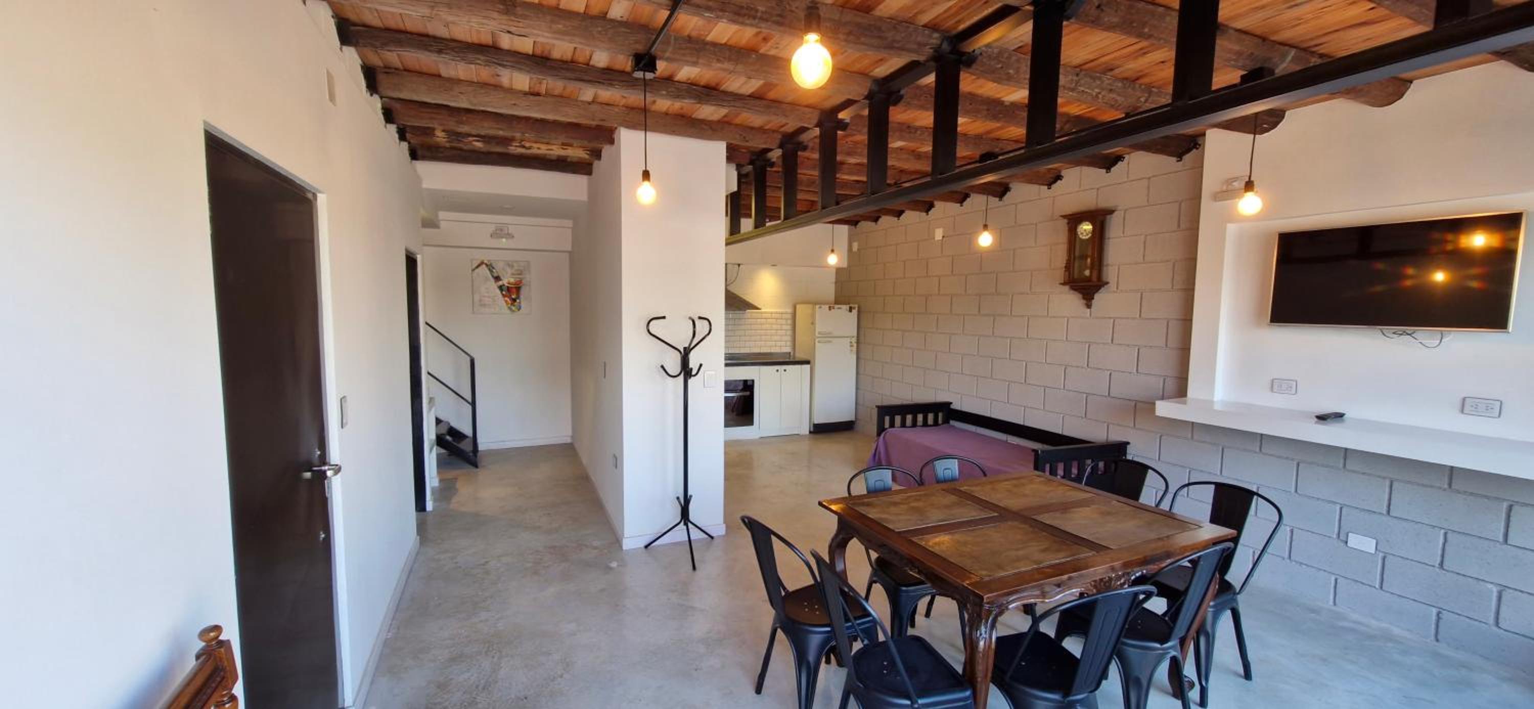 Vivisierras, Duplex de categoría centro Carlos Paz vista frente al lago, 3 dormitorios, 2 baños, acceso inteligente
