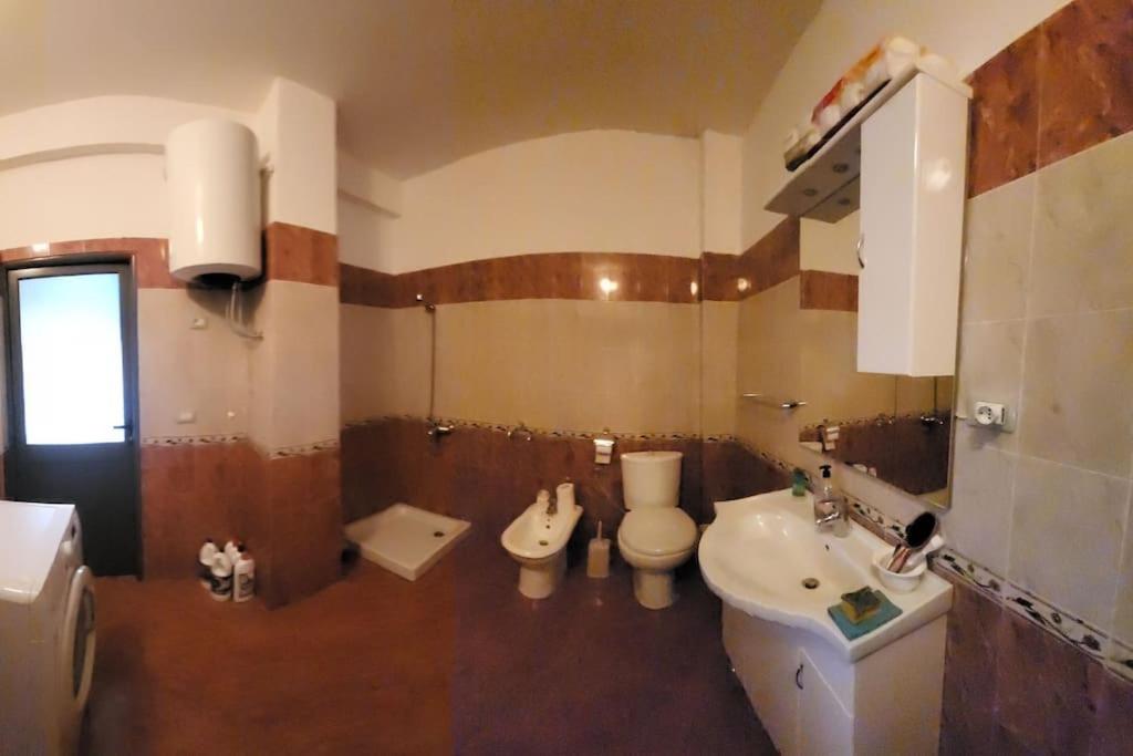 Accogliente casa nel centro storico di Valona photo 2