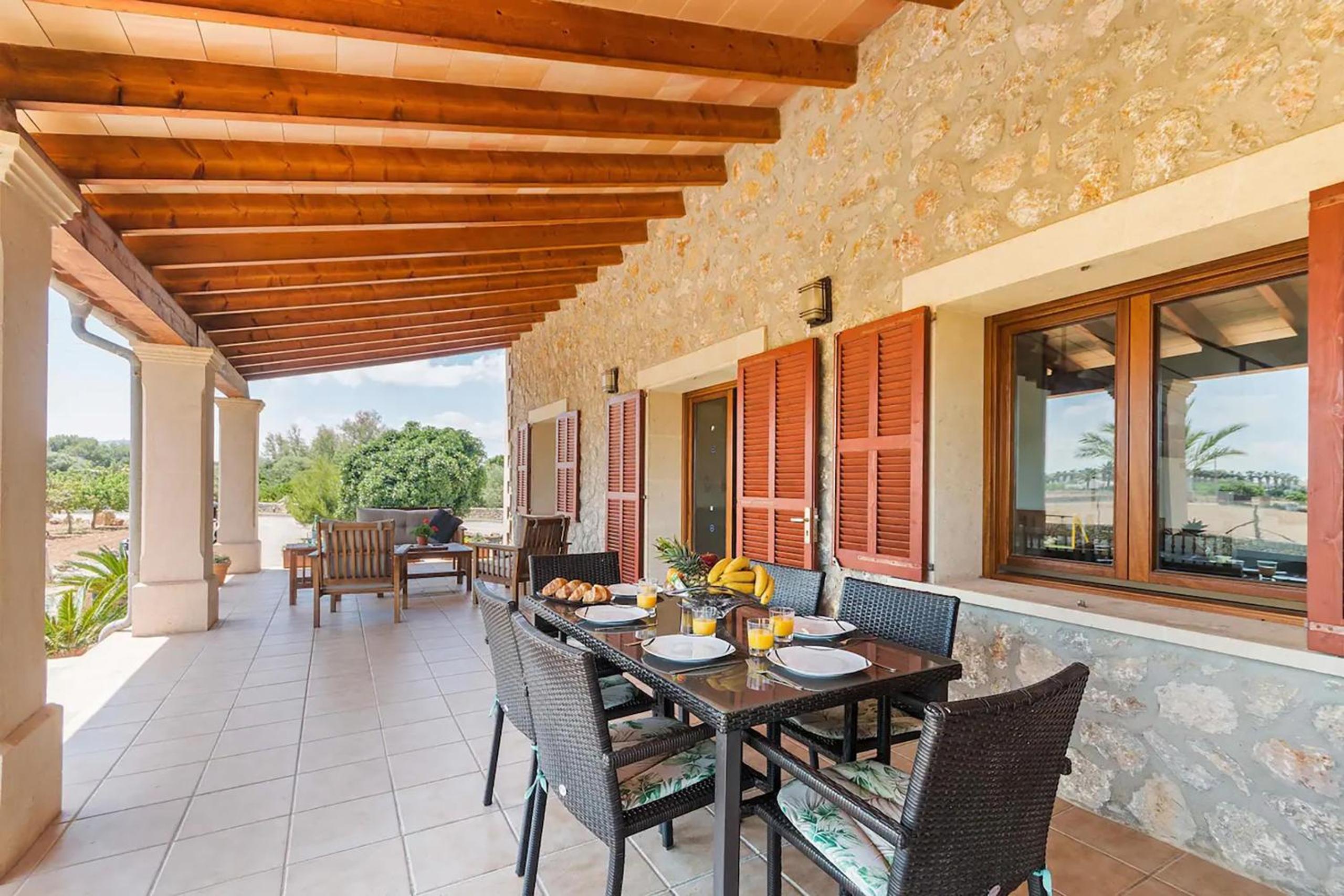 Villa Can Mosca, garden and swimming pool close to beach view 2