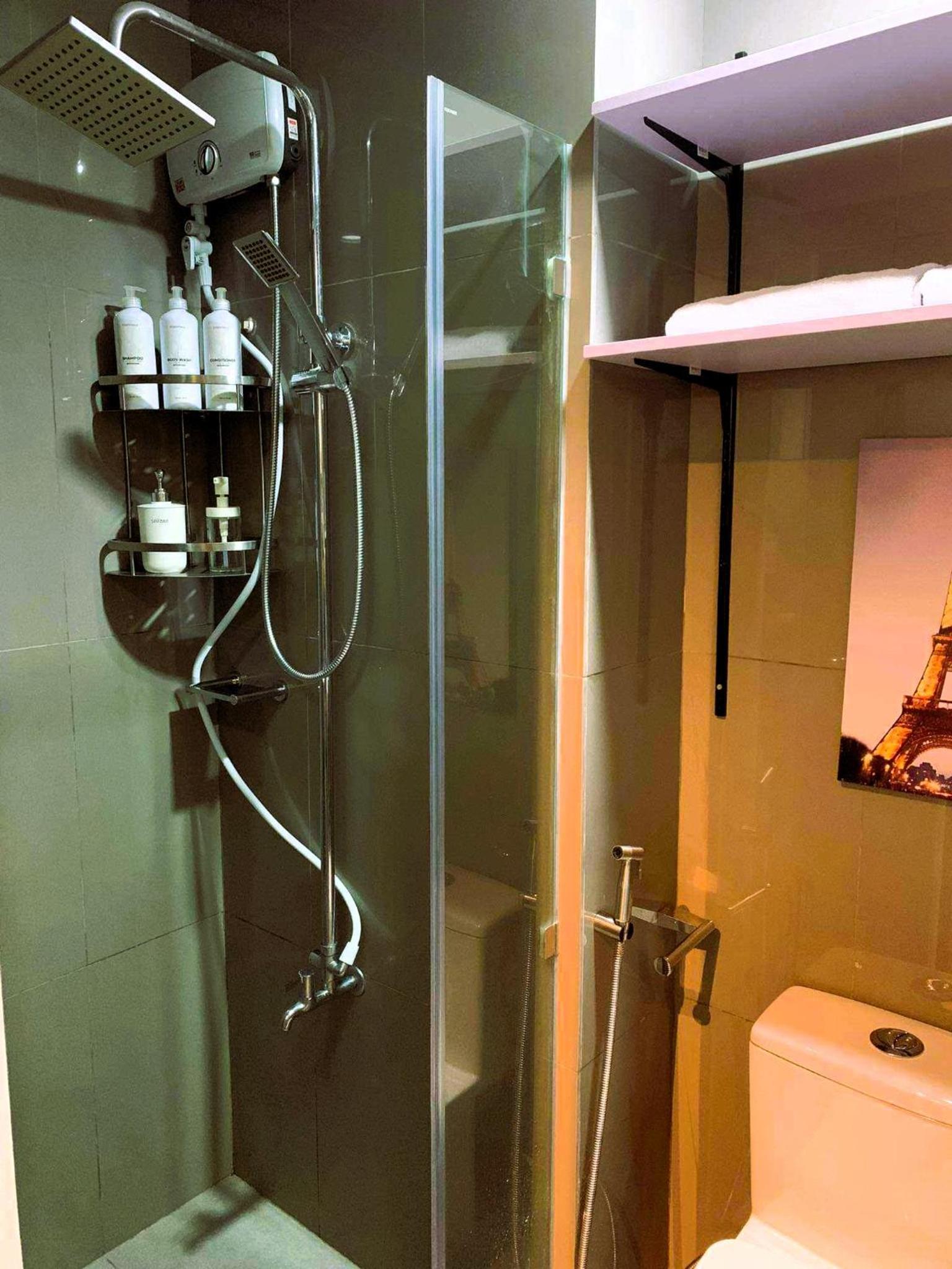 Cozy And Modern Comforts at Air Residences Makati view 4